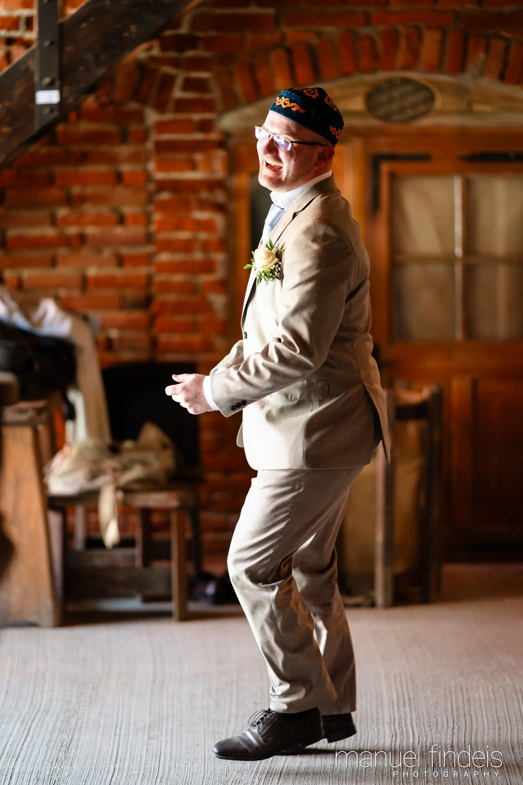 0600_Hochzeit-LUM_www.manuelfindeis.com.jpg