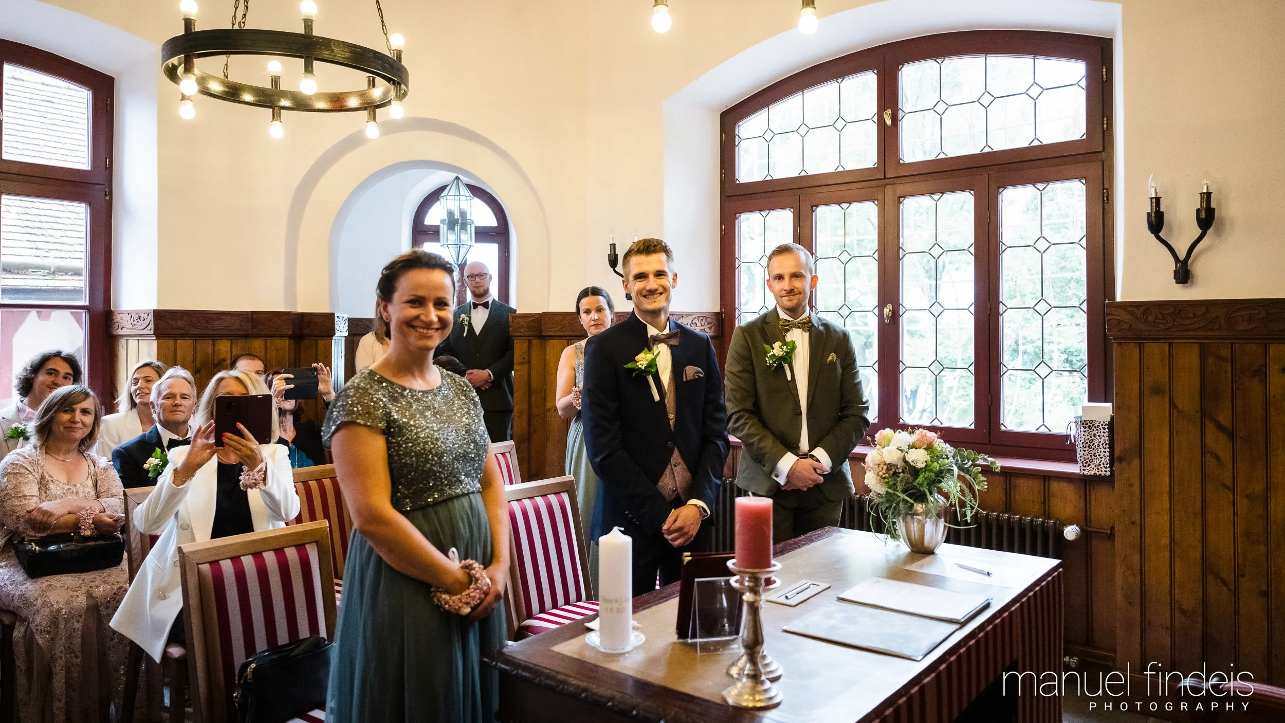 0106_Hochzeit-AuJ_www.manuelfindeis.com.jpg