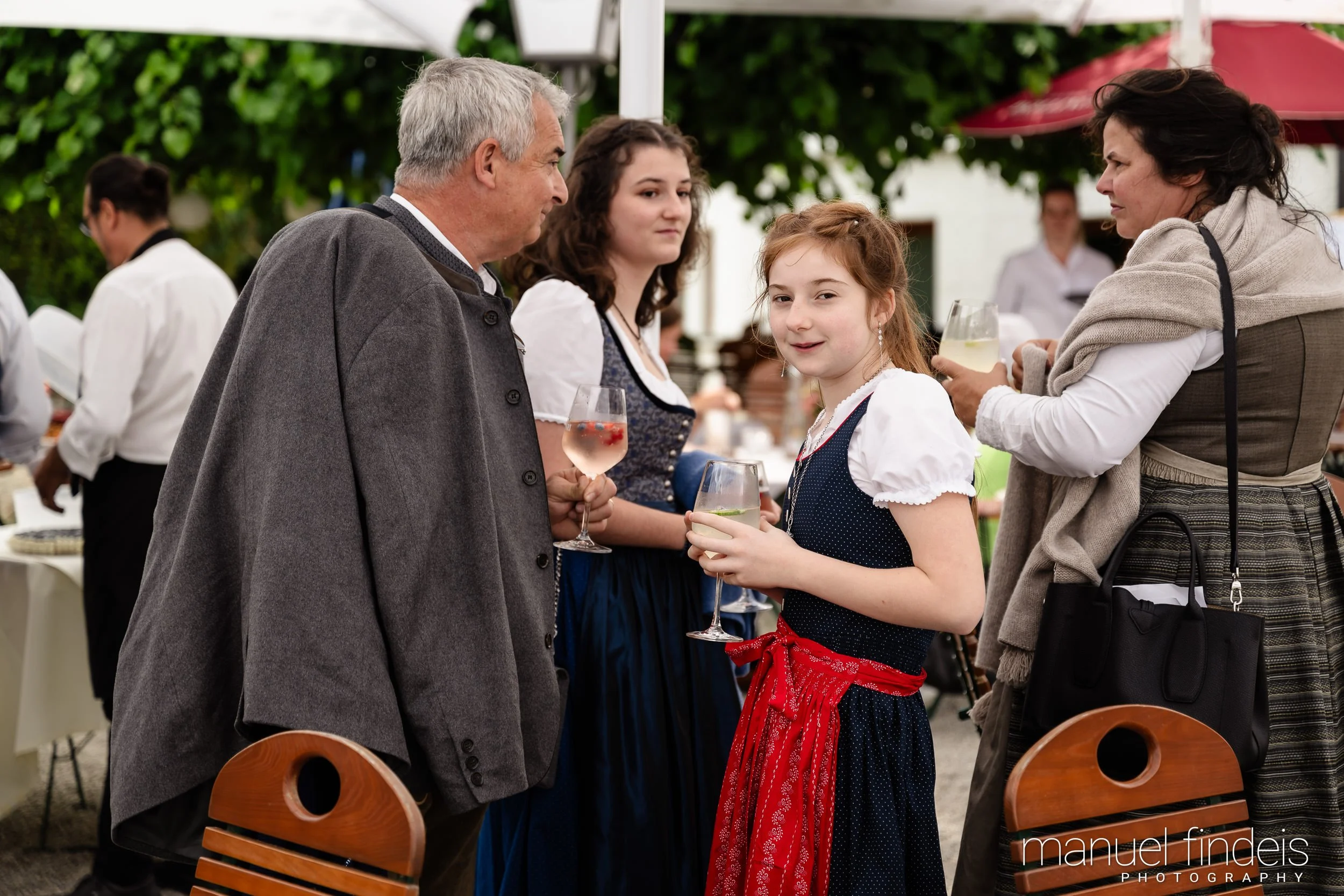 0461_Hochzeit-BuL_www.manuelfindeis.com.jpg