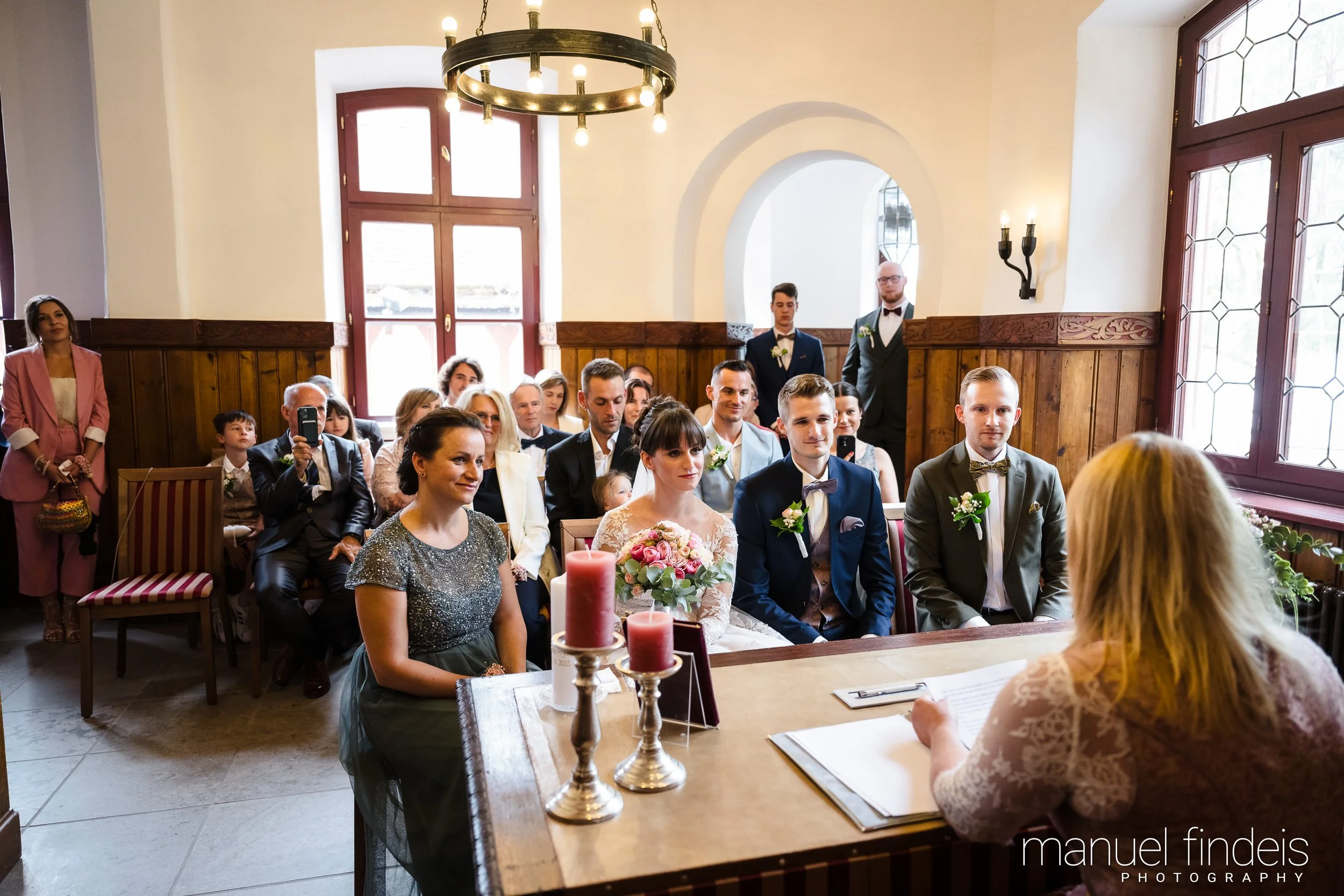 0144_Hochzeit-AuJ_www.manuelfindeis.com.jpg