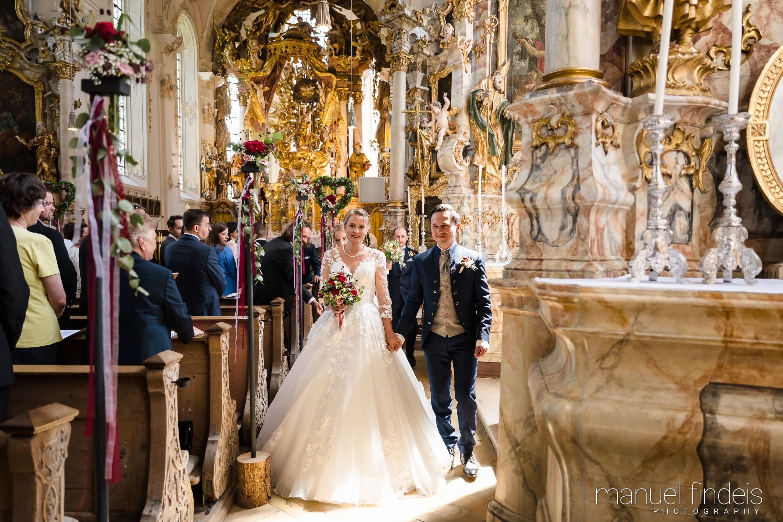 0474_Hochzeit-MuR-Kirche_www.manuelfindeis.com.jpg