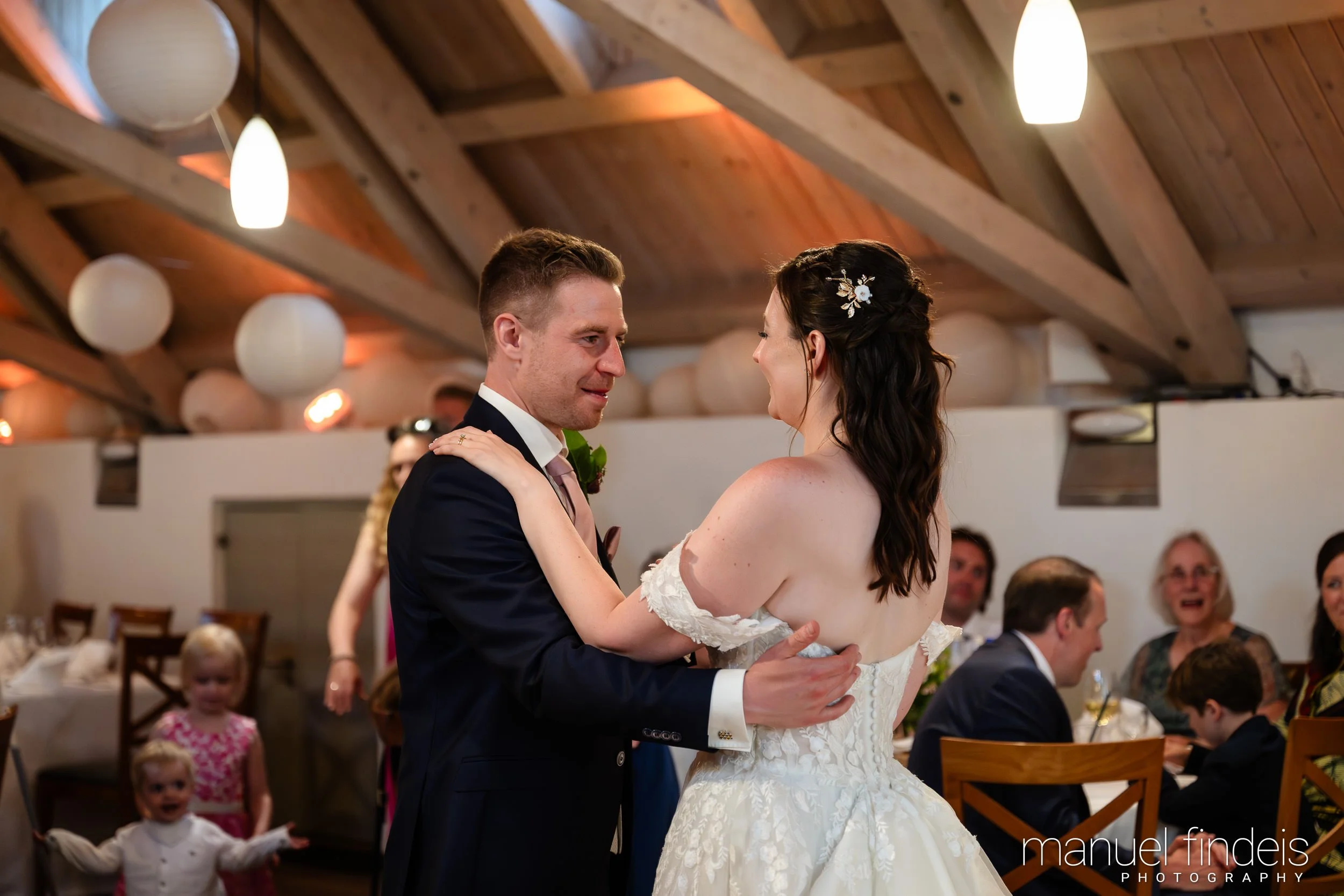 0683_Hochzeit_Rus_www.manuelfindeis.com.jpg