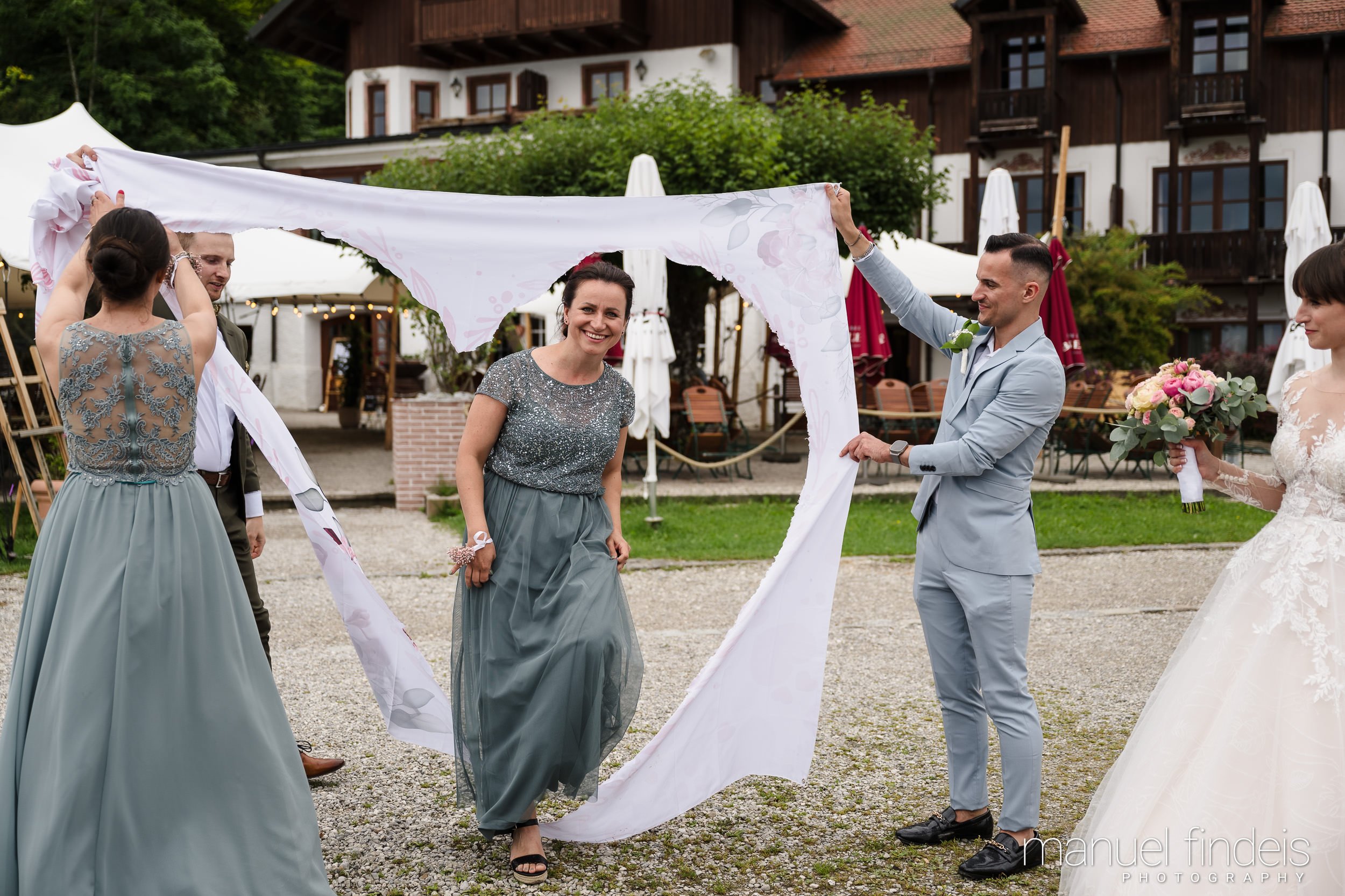 0606_Hochzeit-AuJ_www.manuelfindeis.com.jpg