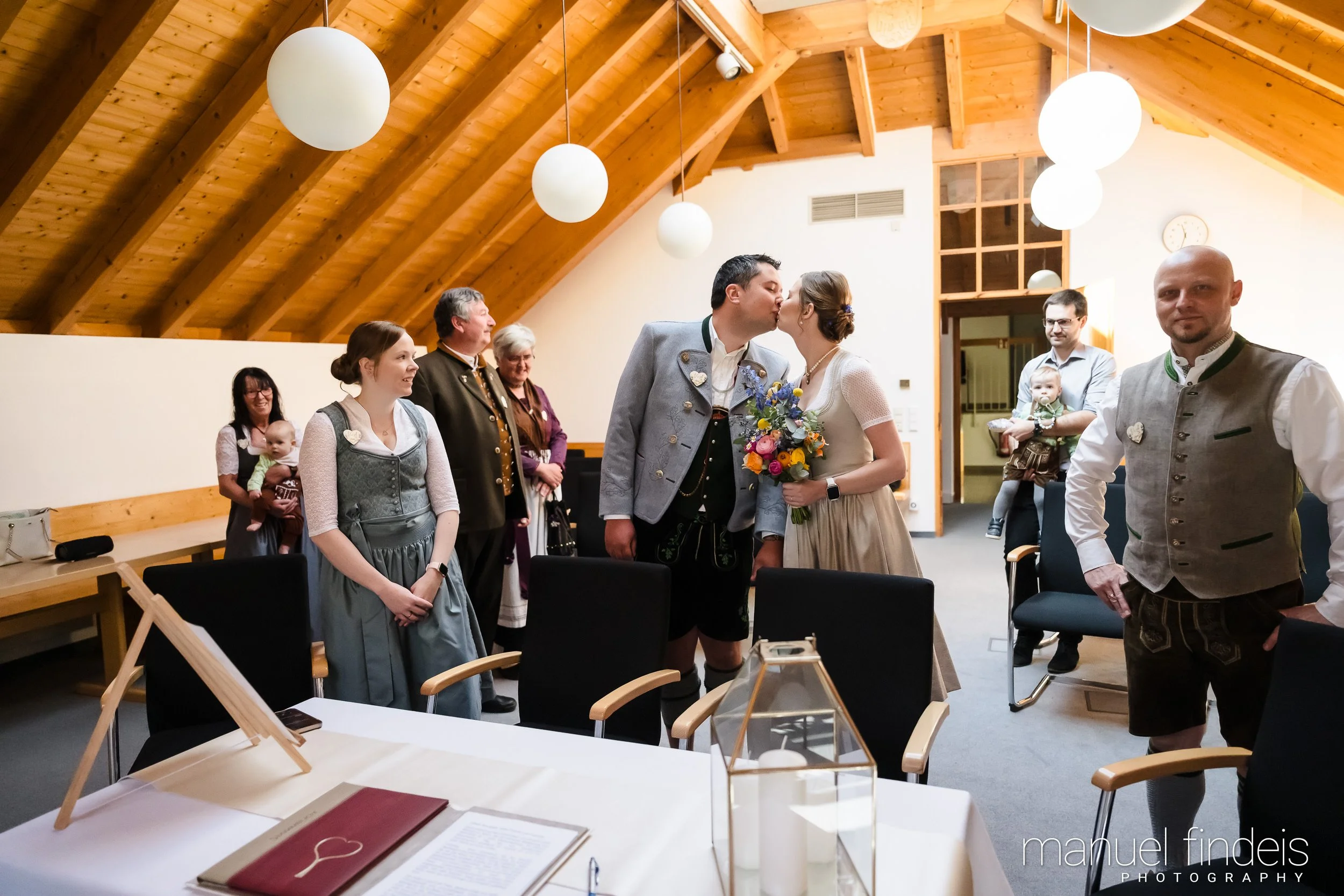 0034_Hochzeit-VuA-StA_www.manuelfindeis.com.jpg