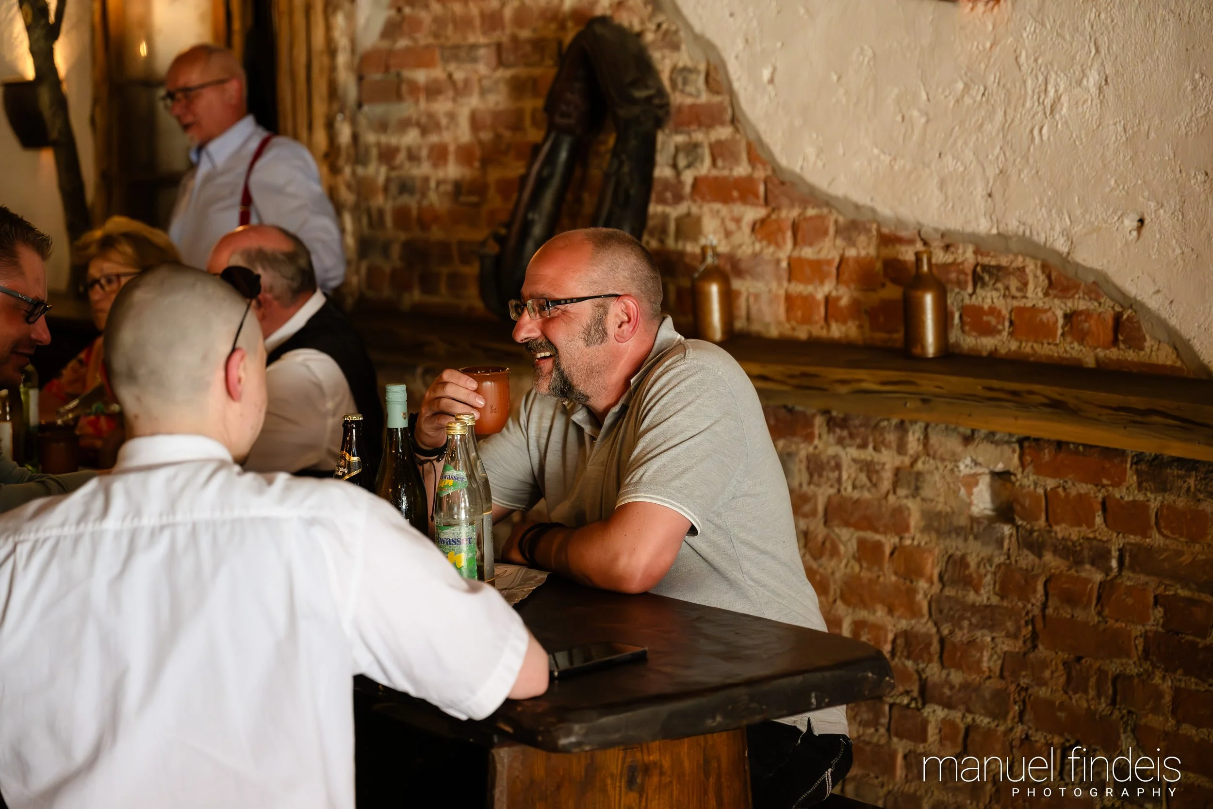 0537_Hochzeit-LUM_www.manuelfindeis.com.jpg