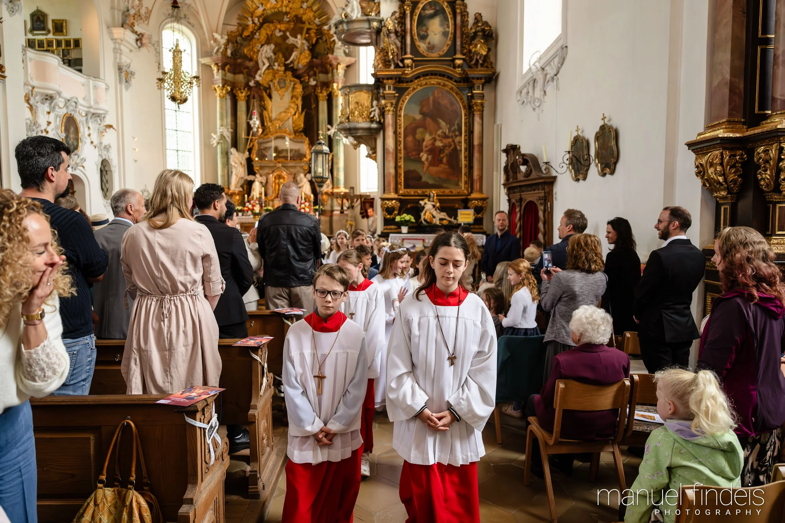 0495_Erstkommunion_2026_www.manuelfindeis.com.jpg