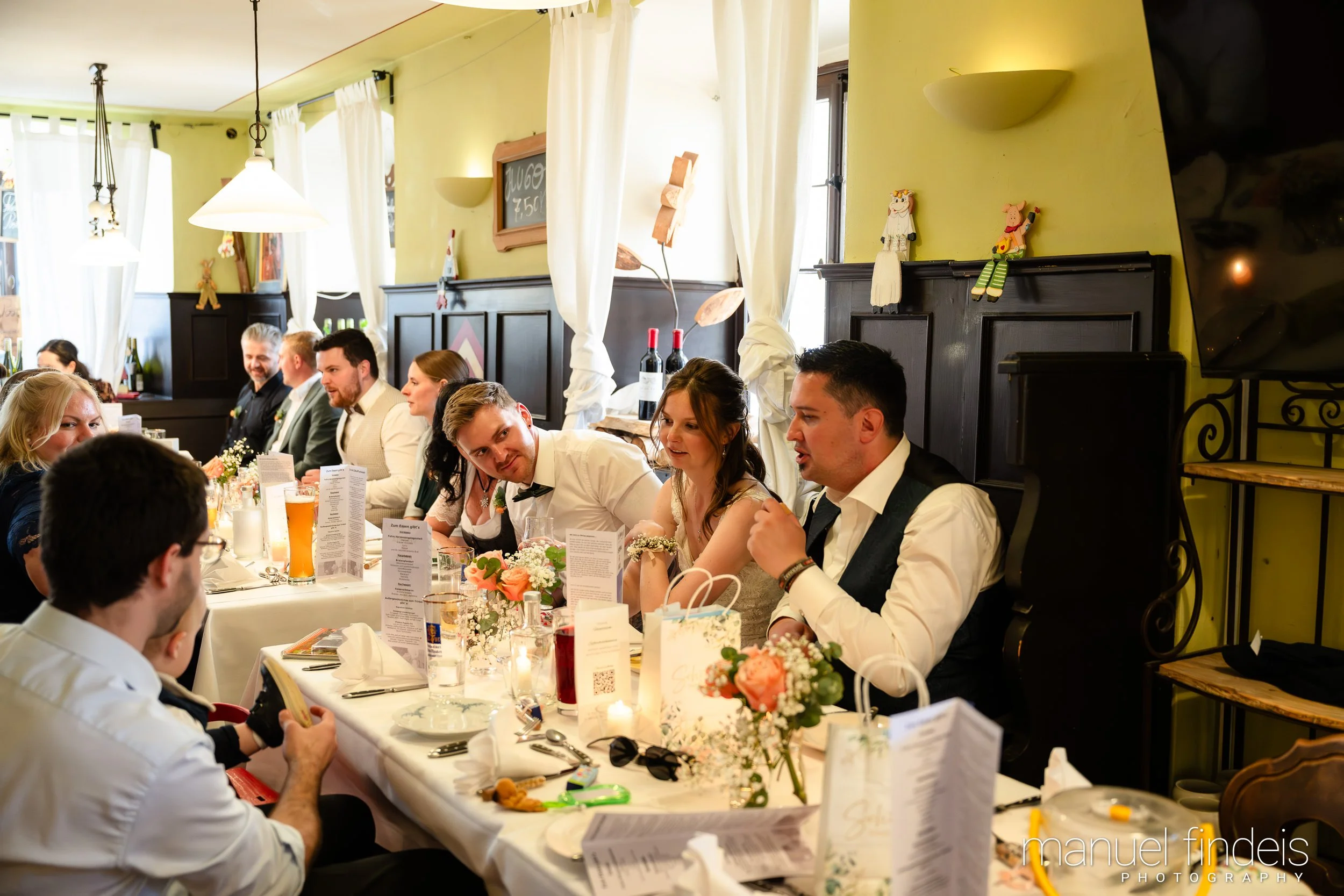 0840_Hochzeit_VuA_www.manuelfindeis.com.jpg