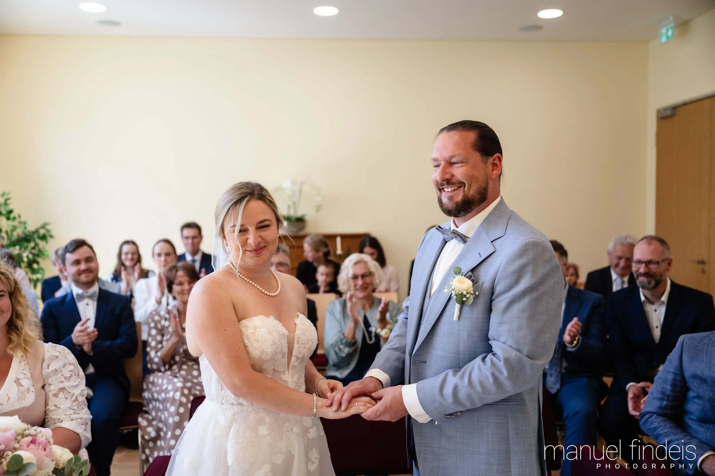 0280_Hochzeit_RundS_www.manuelfindeis.com.jpg