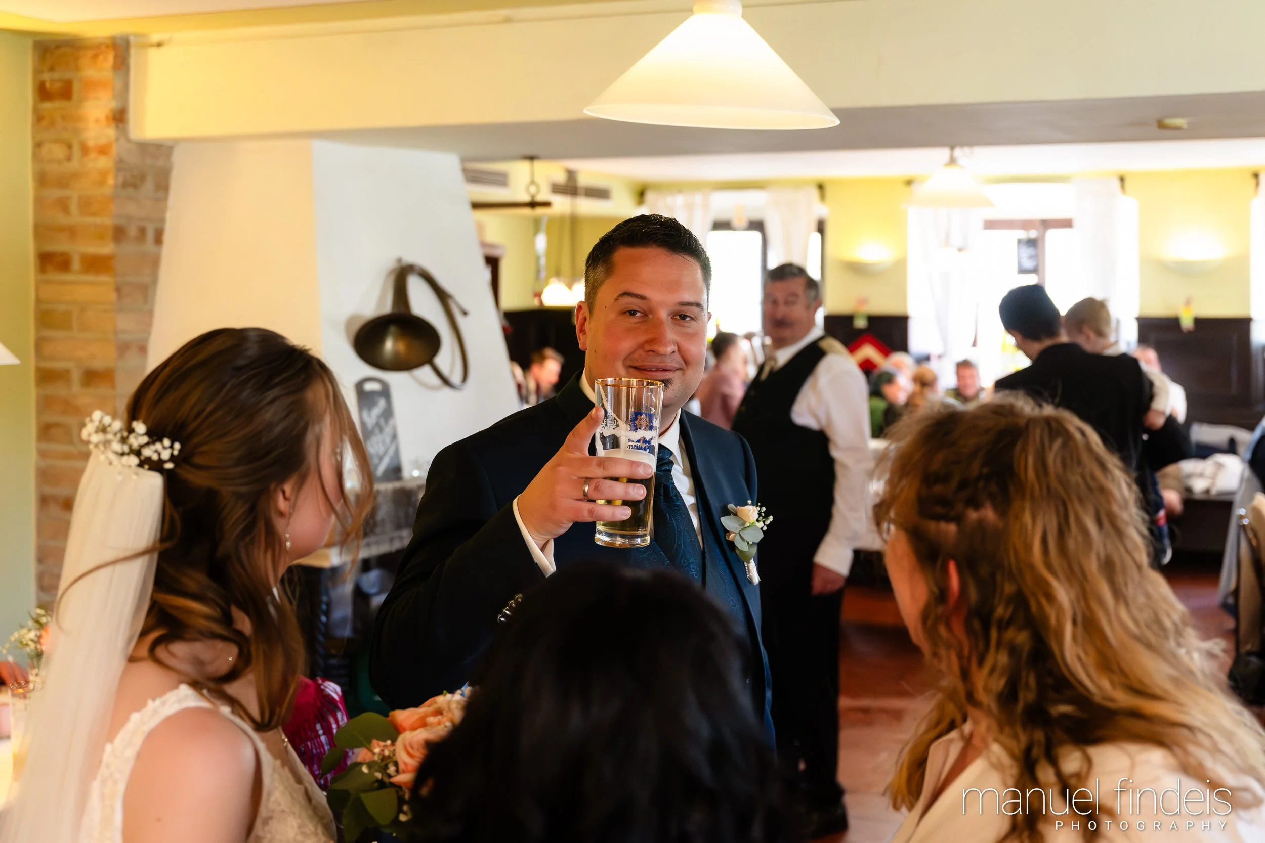 0719_Hochzeit_VuA_www.manuelfindeis.com.jpg