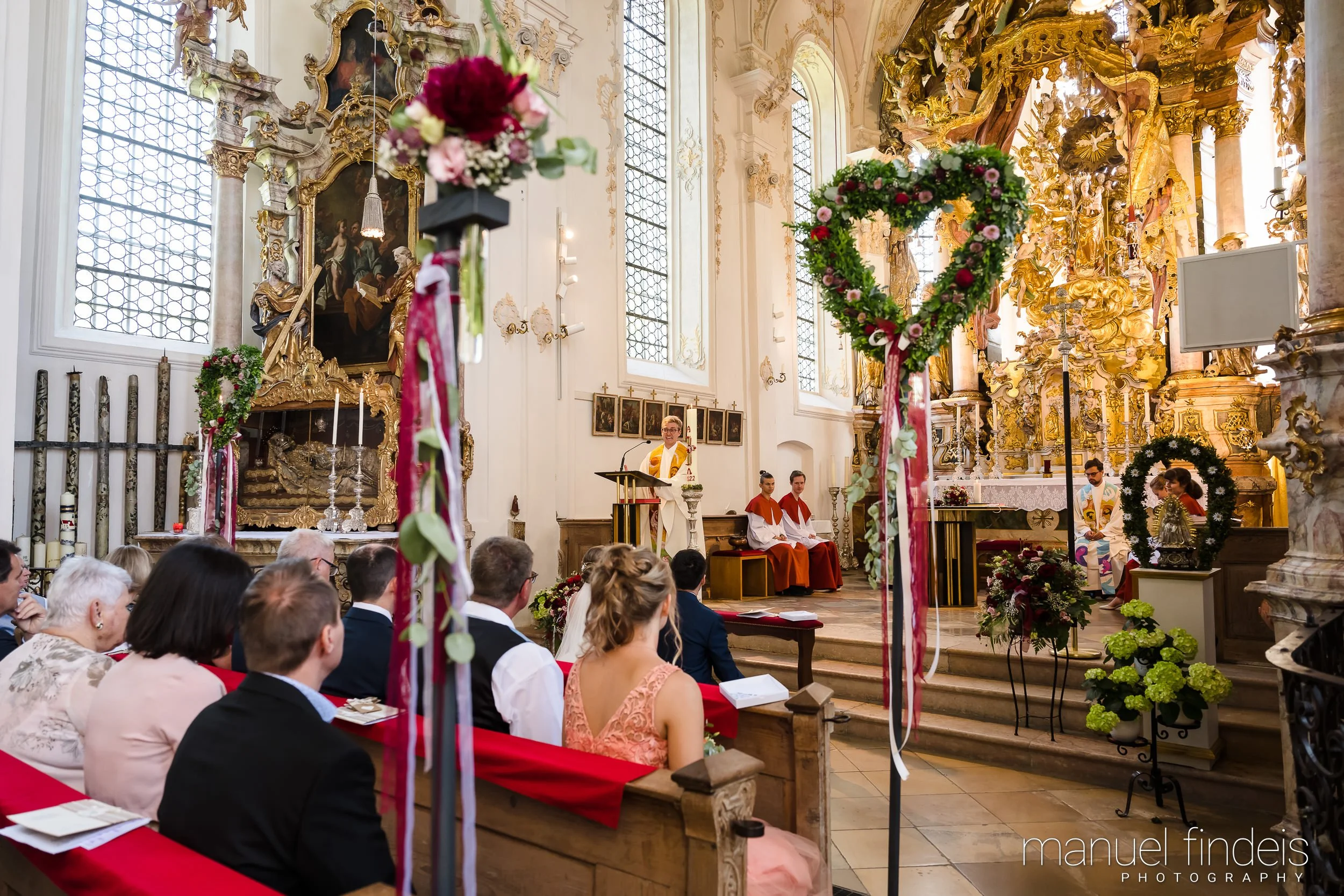 0260_Hochzeit-MuR-Kirche_www.manuelfindeis.com.jpg