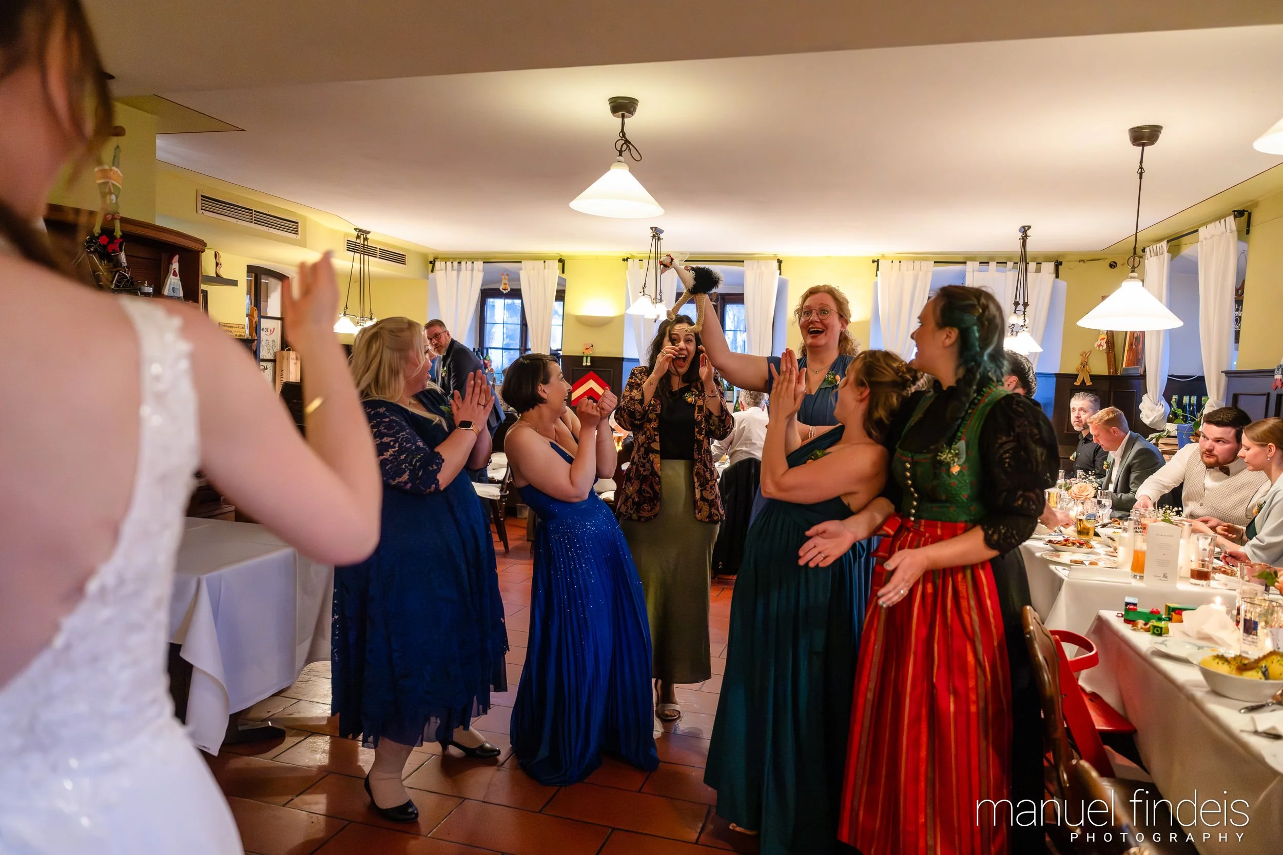 0850_Hochzeit_VuA_www.manuelfindeis.com.jpg
