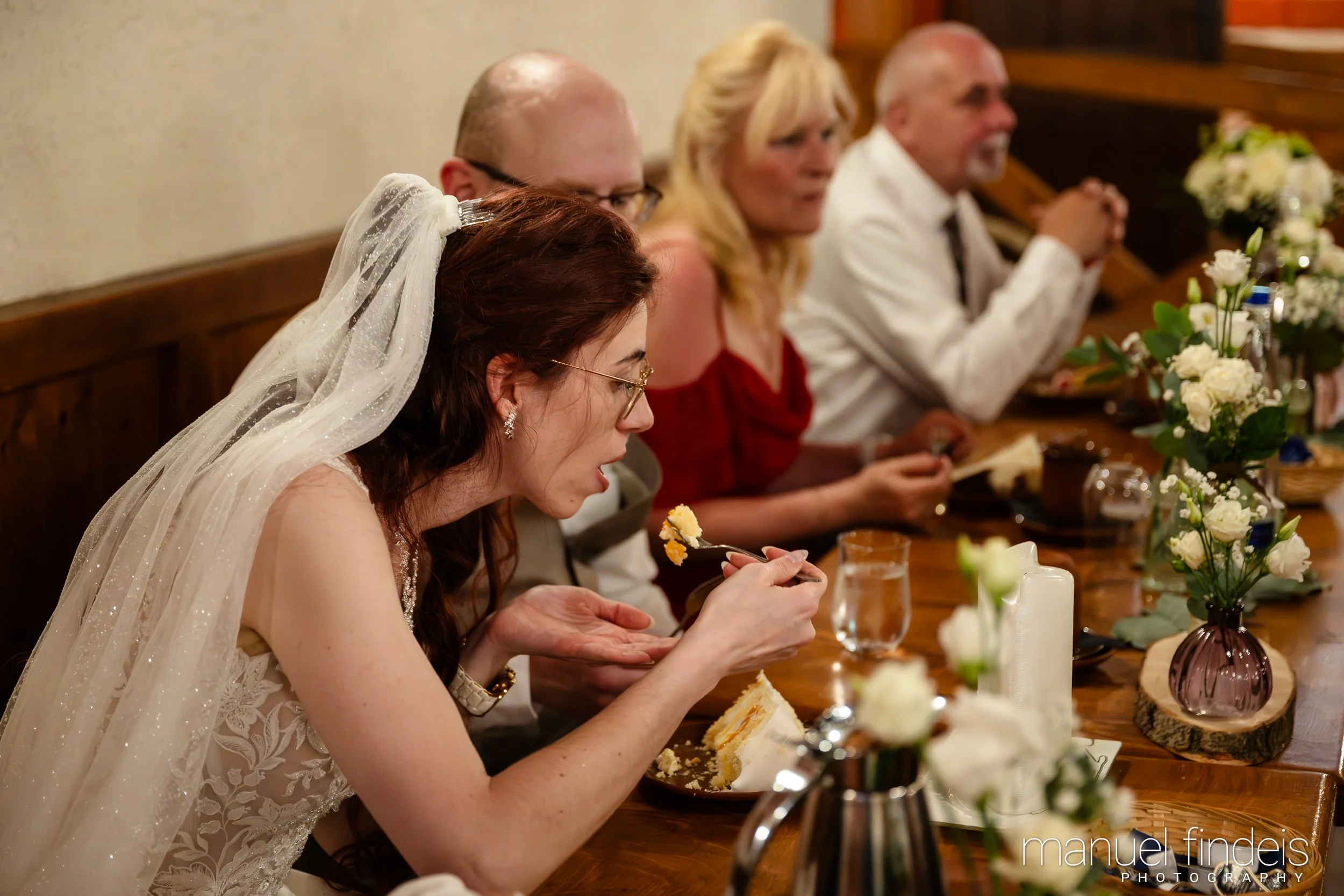 0419_Hochzeit-LUM_www.manuelfindeis.com.jpg