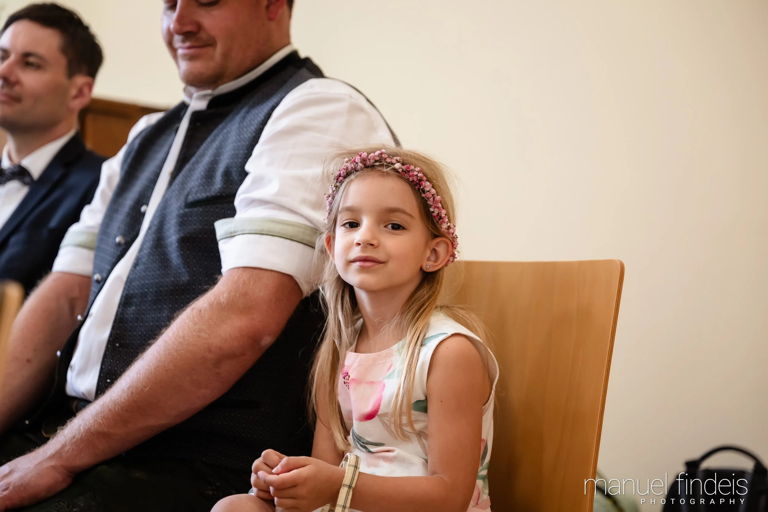0224_Hochzeit_RundS_www.manuelfindeis.com.jpg