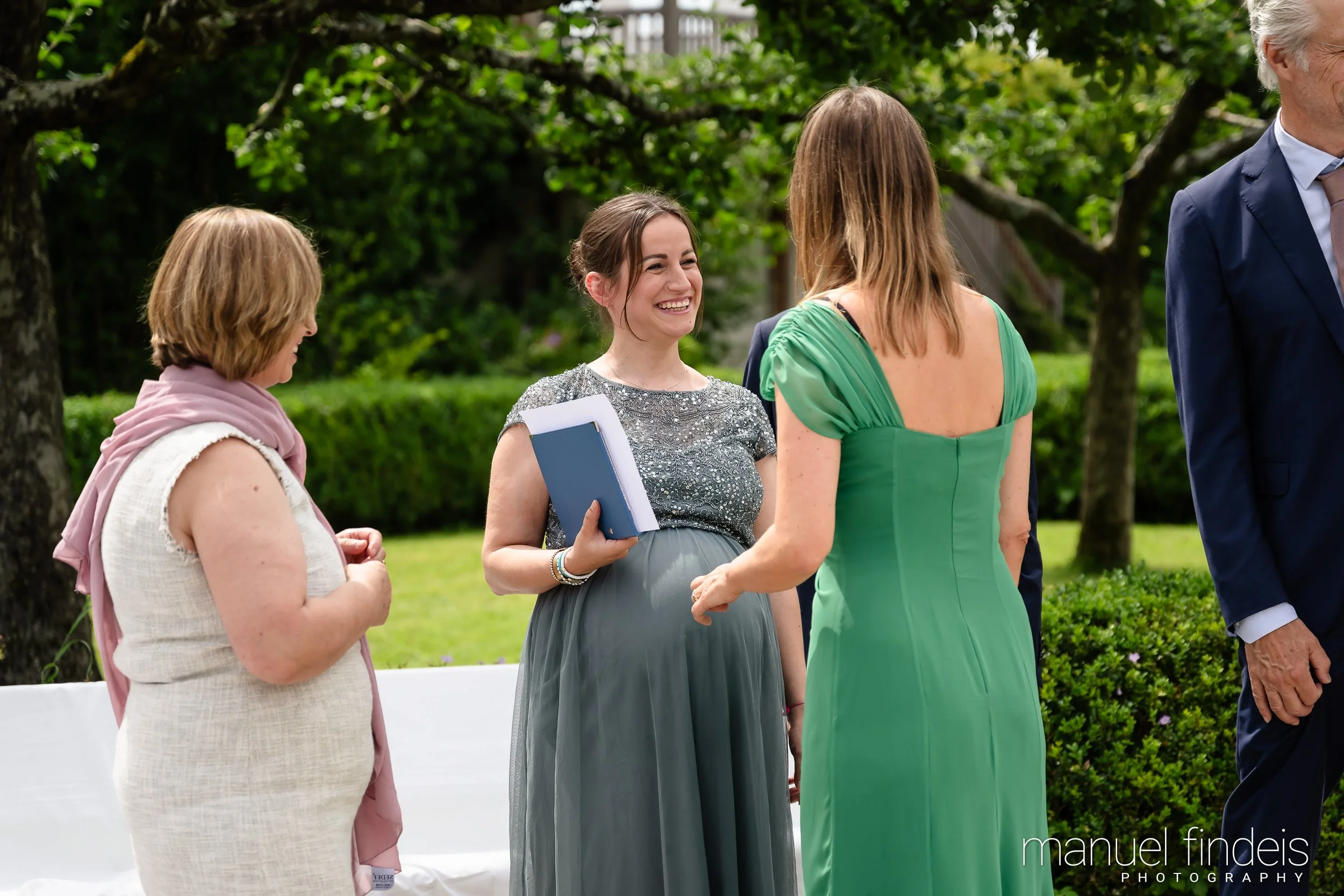 0295_Hochzeit-SuF_www.manuelfindeis.com.jpg