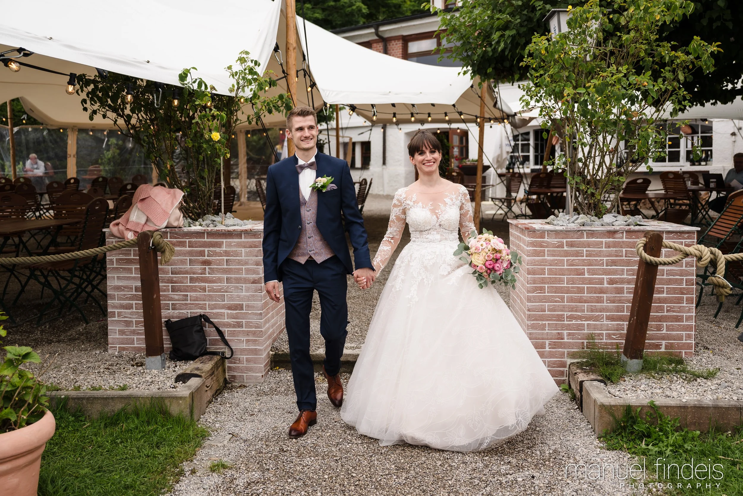 0517_Hochzeit-AuJ_www.manuelfindeis.com.jpg
