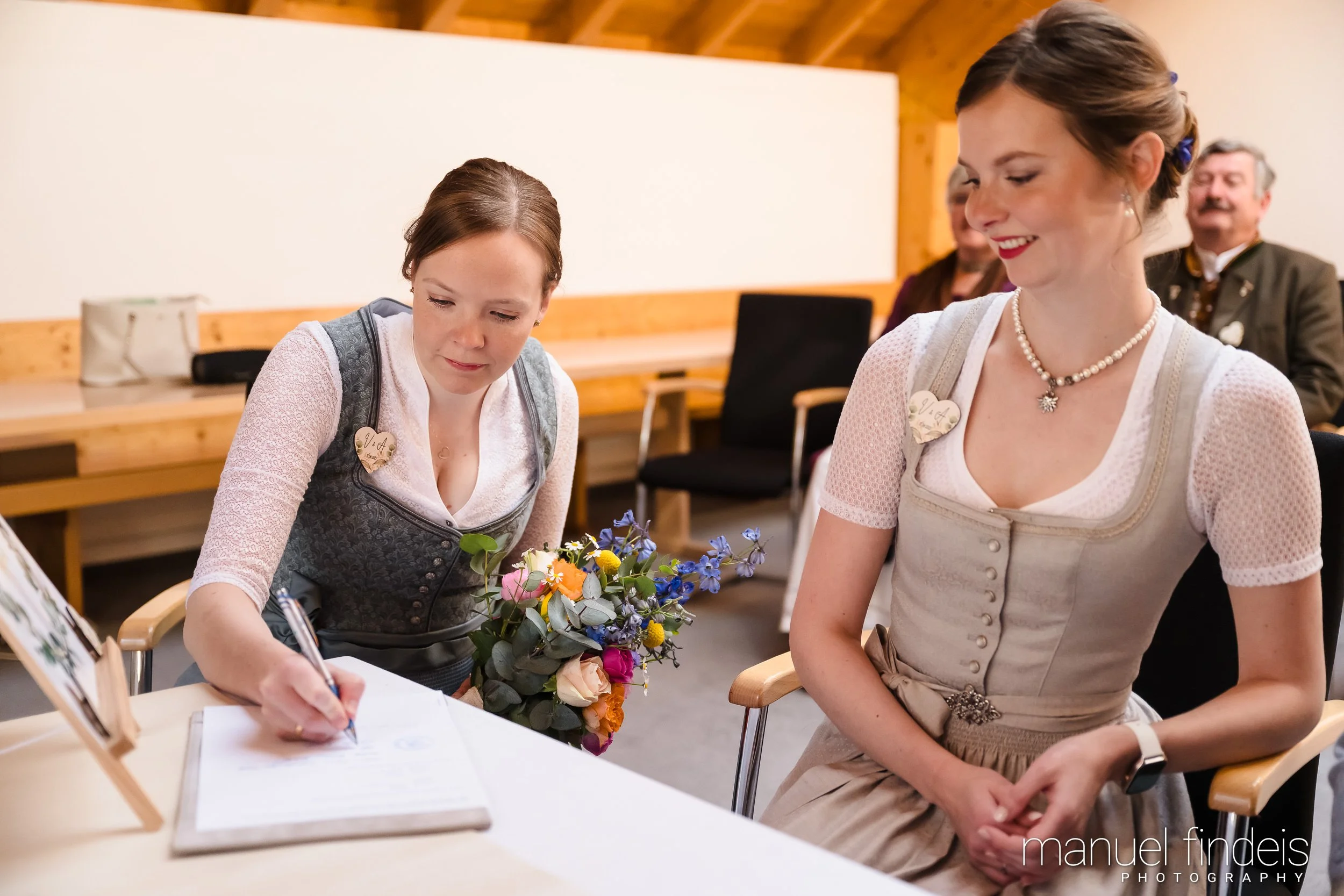 0156_Hochzeit-VuA-StA_www.manuelfindeis.com.jpg