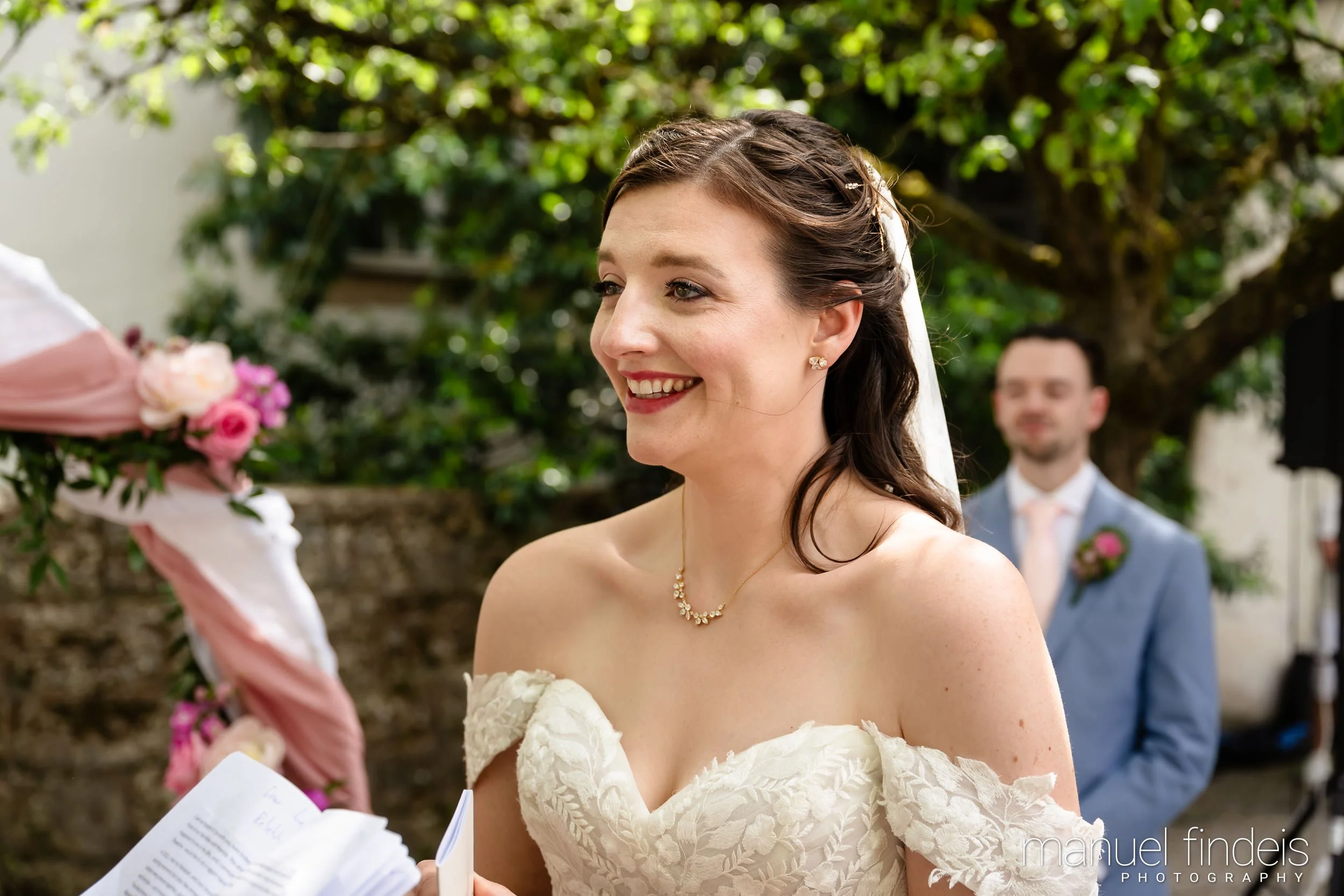 0151_Hochzeit_RuS_www.manuelfindeis.com.jpg