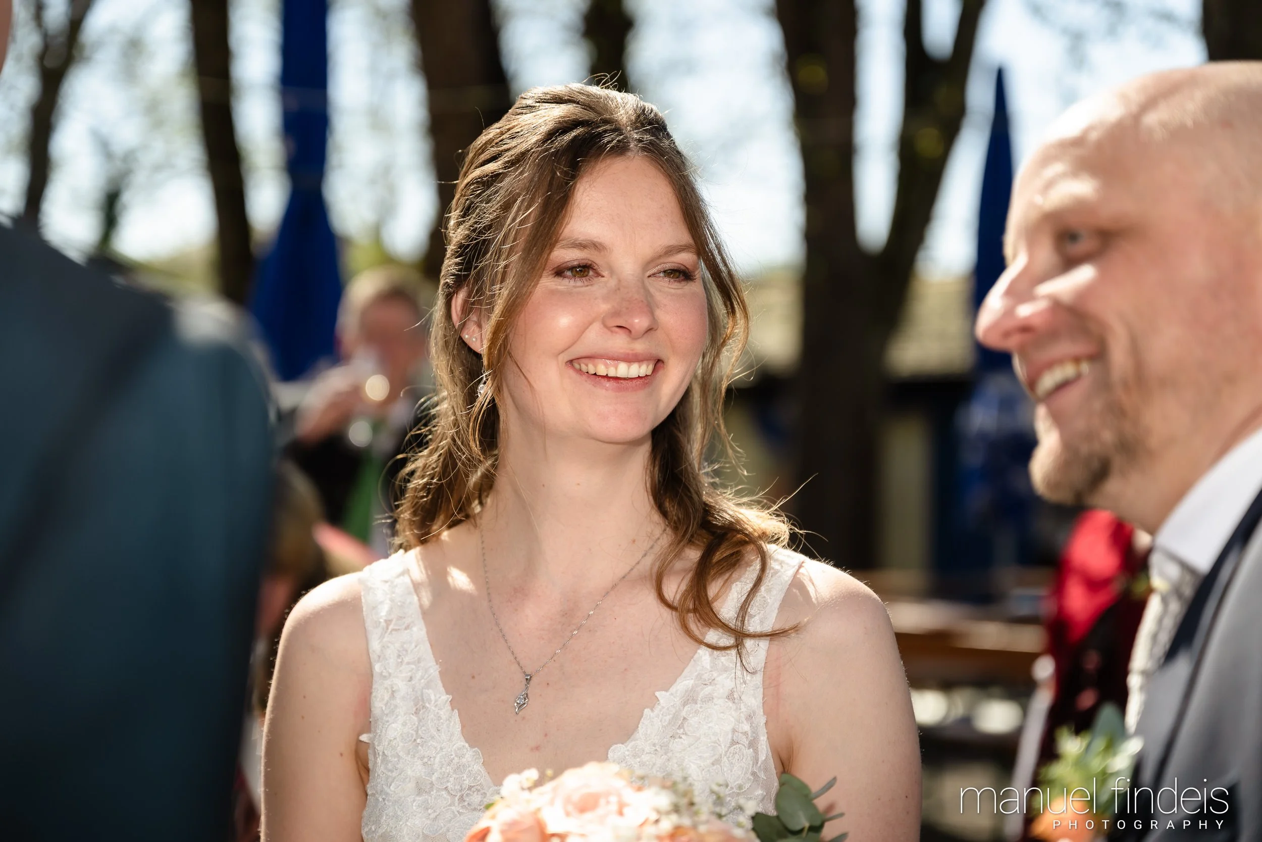 0645_Hochzeit_VuA_www.manuelfindeis.com.jpg