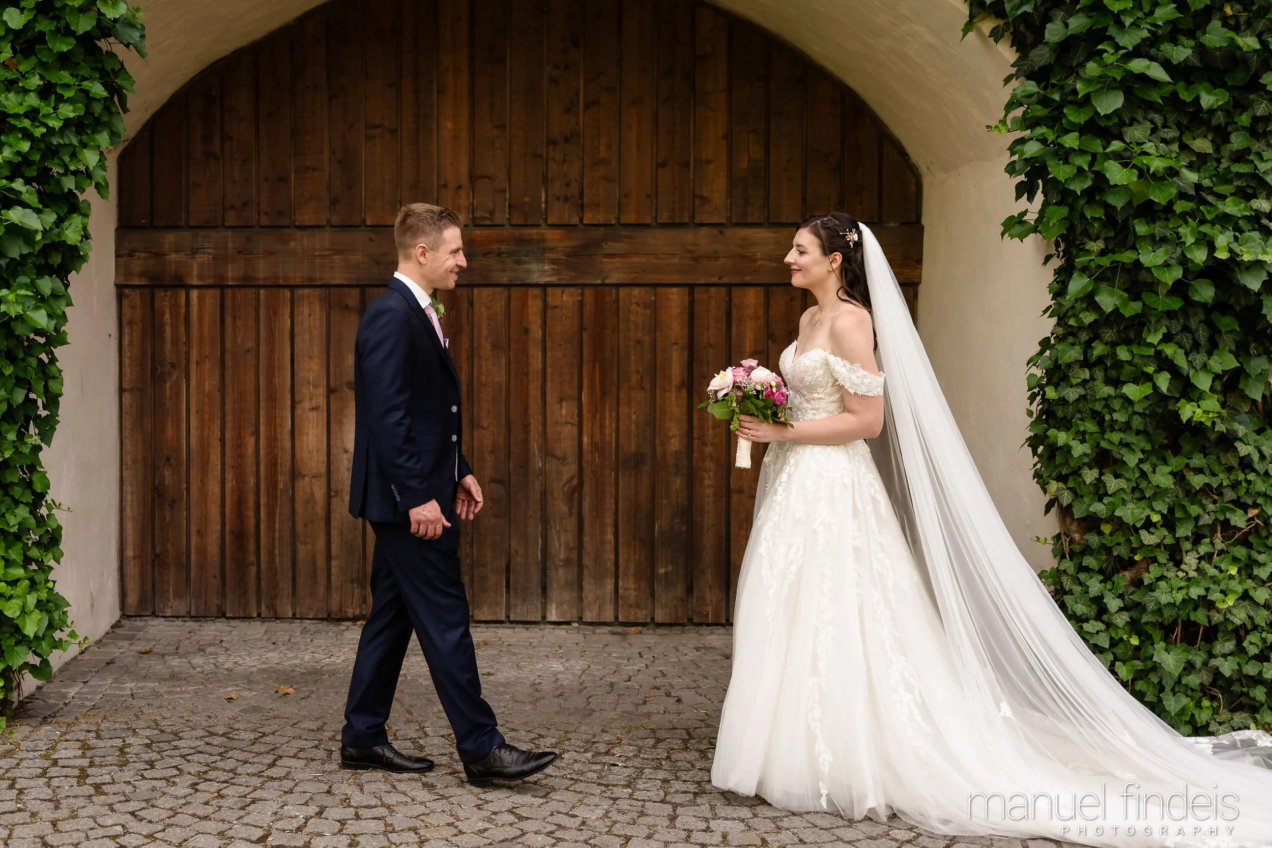 0583_Hochzeit_Rus_www.manuelfindeis.com.jpg