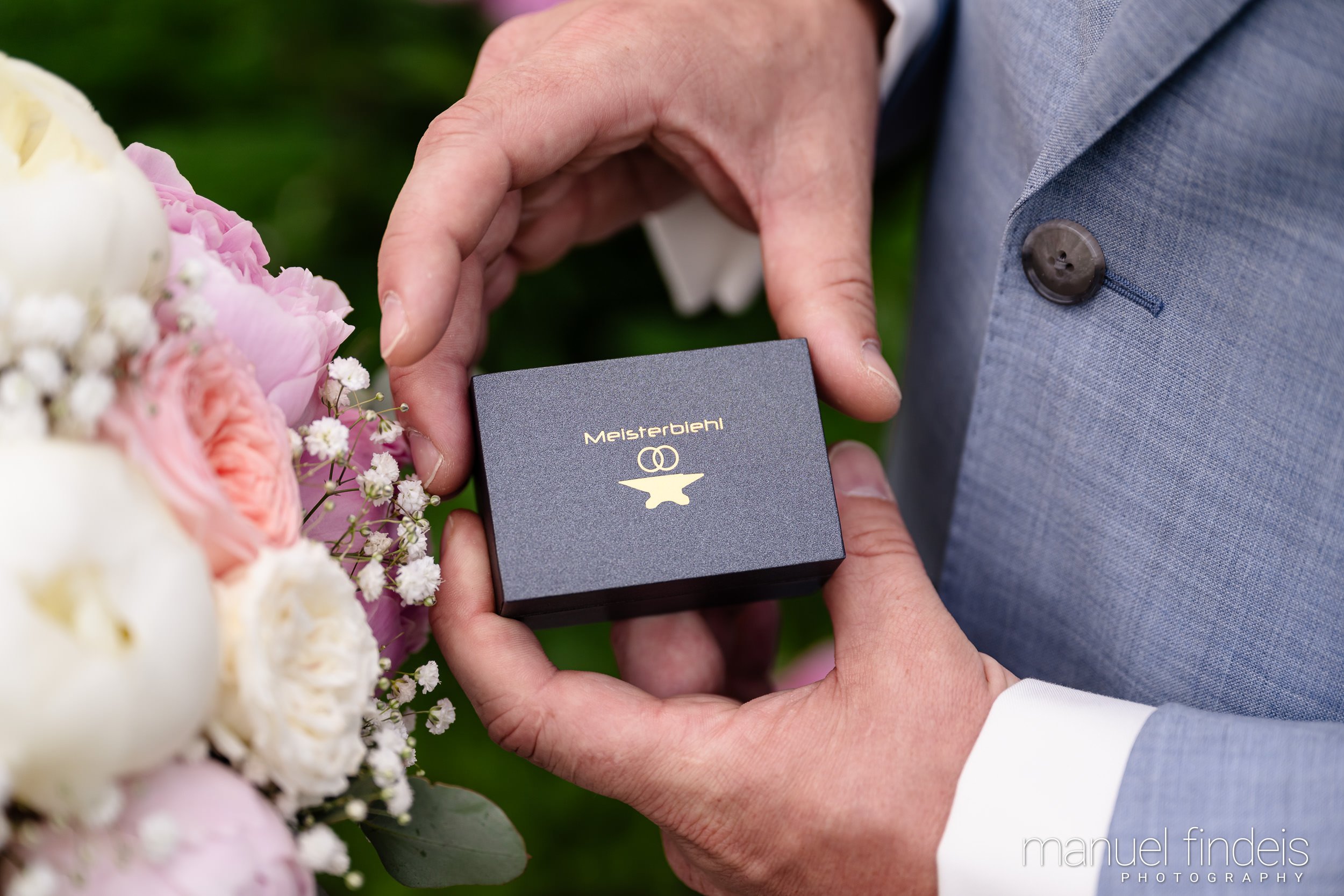 0128_Hochzeit_RundS_www.manuelfindeis.com.jpg