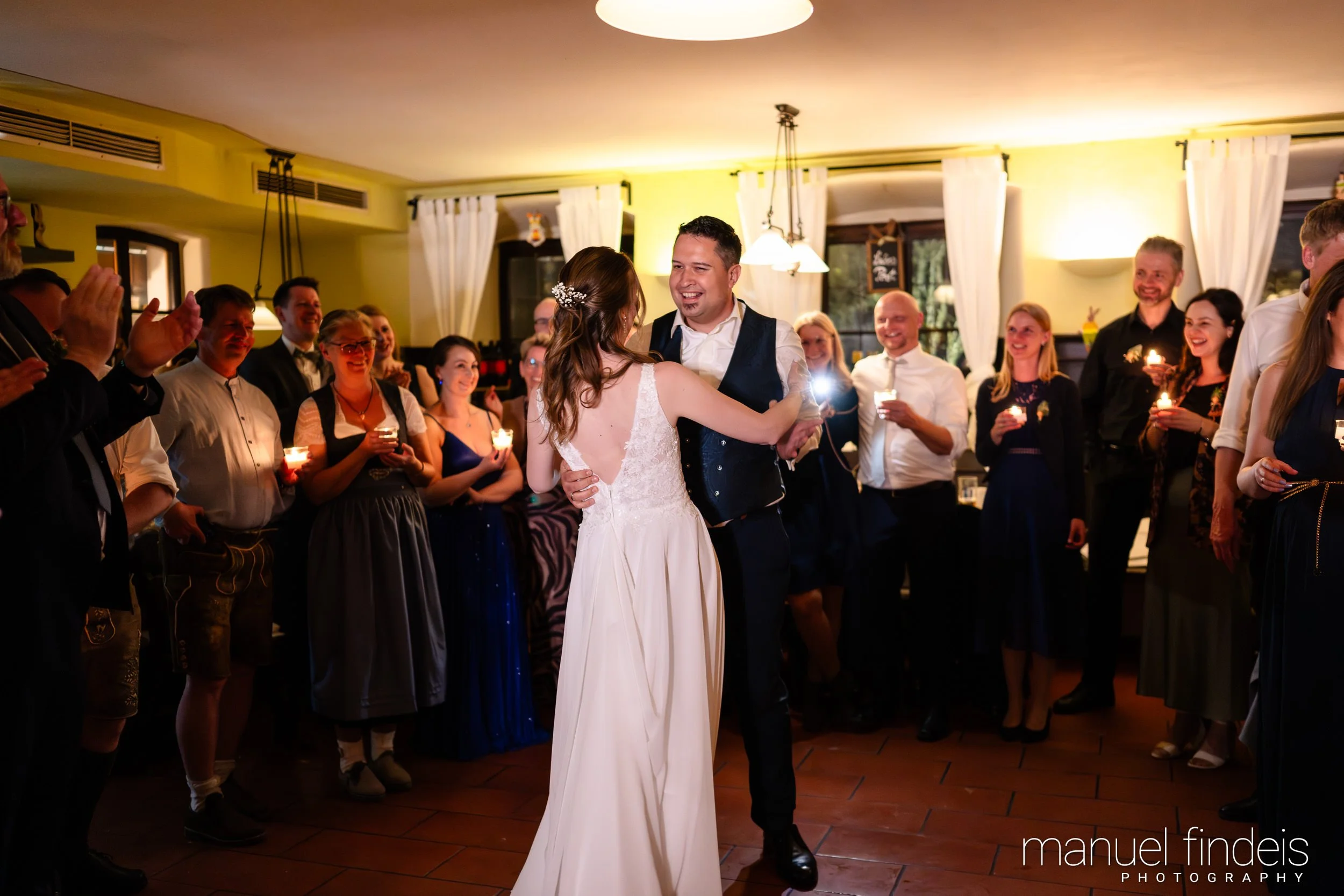 0992_Hochzeit_VuA_www.manuelfindeis.com.jpg