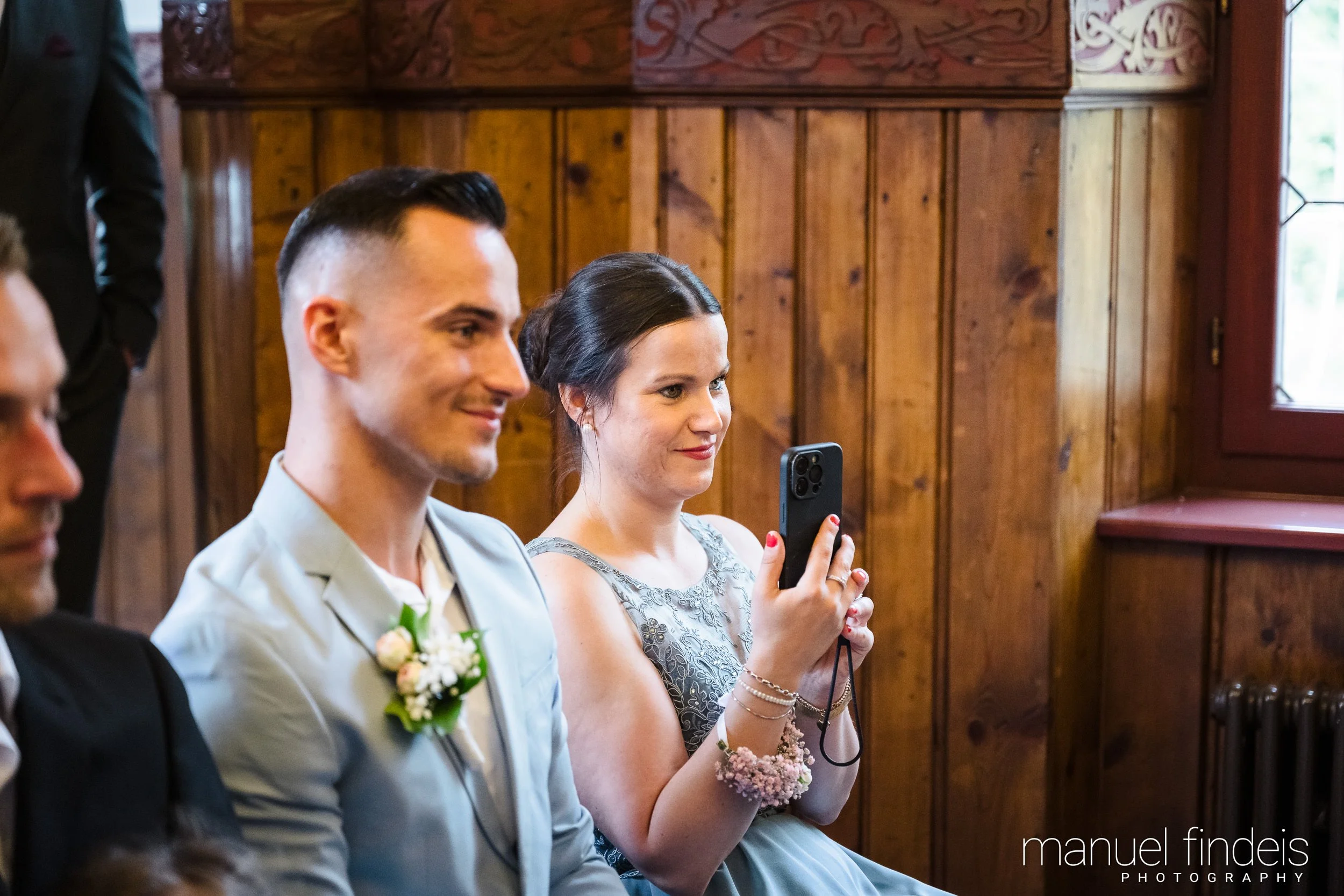 0140_Hochzeit-AuJ_www.manuelfindeis.com.jpg