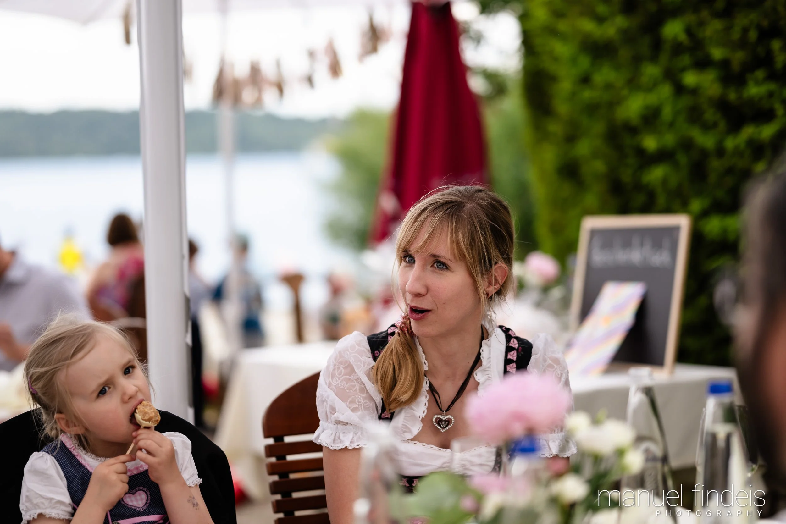 0556_Hochzeit-BuL_www.manuelfindeis.com.jpg