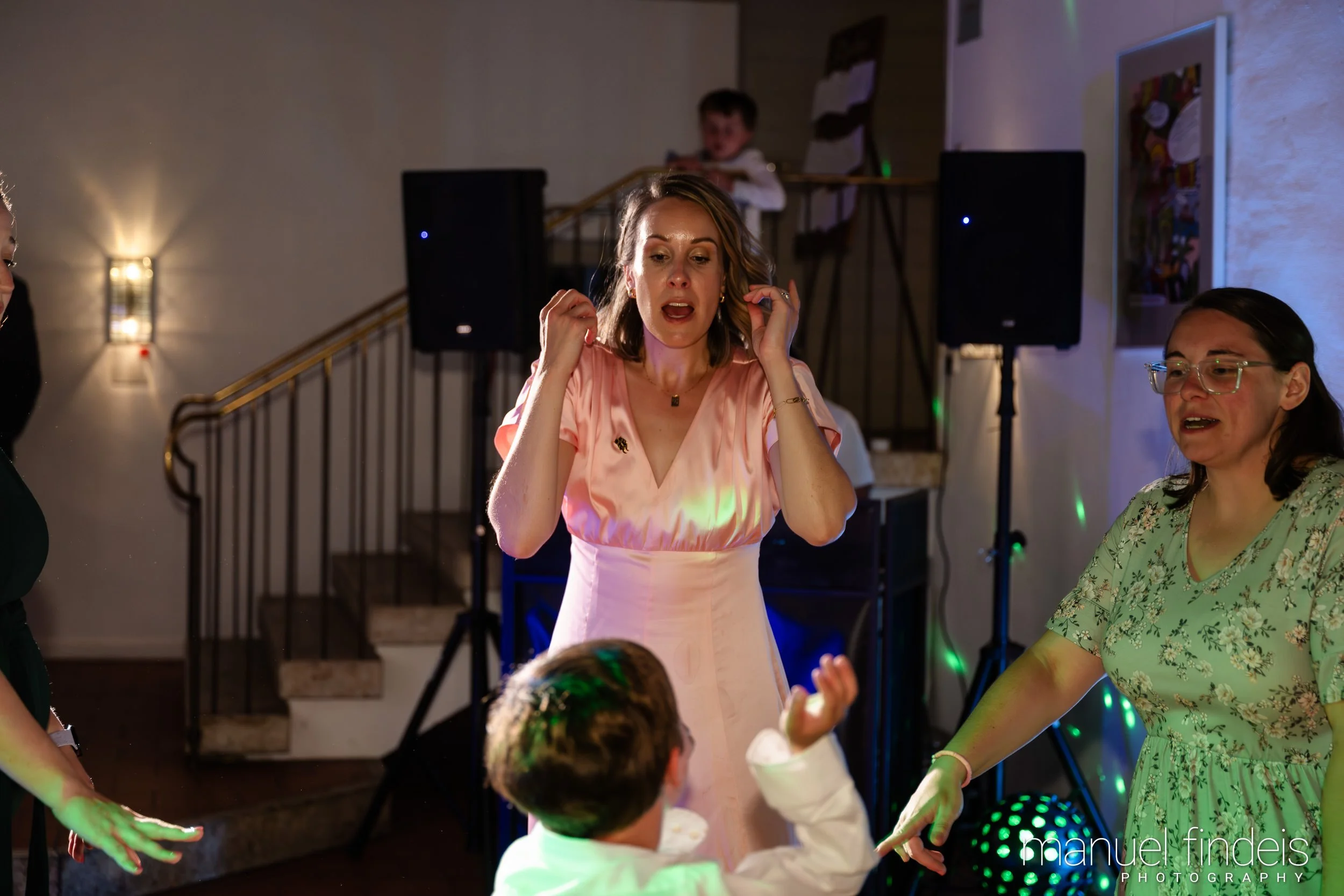1014_Hochzeit_RuS_www.manuelfindeis.com.jpg