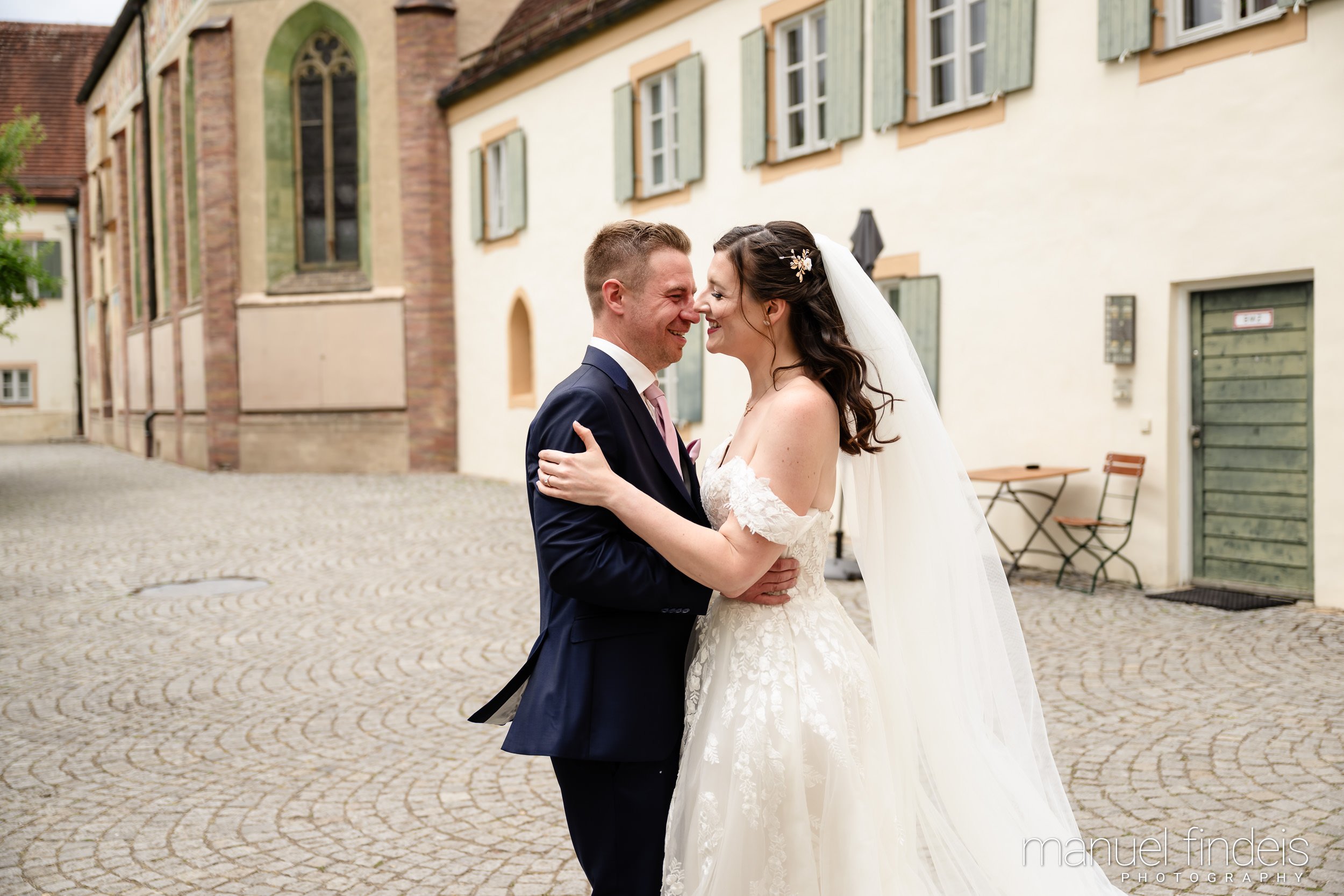 0027_Hochzeit_RuS_www.manuelfindeis.com.jpg