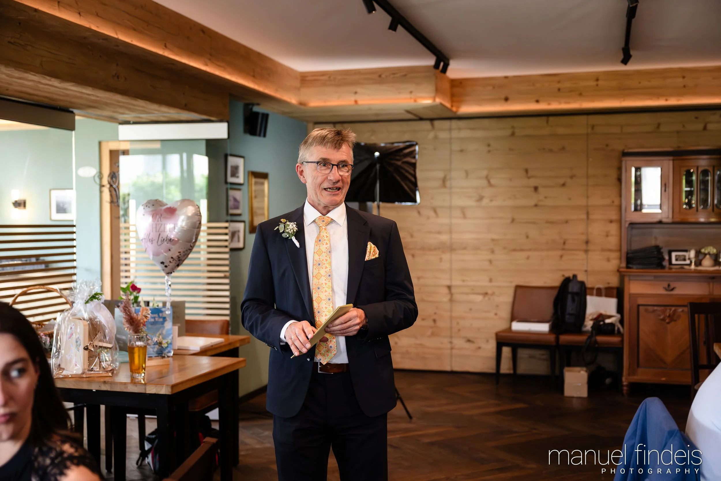 0538_Hochzeit_RundS_www.manuelfindeis.com.jpg