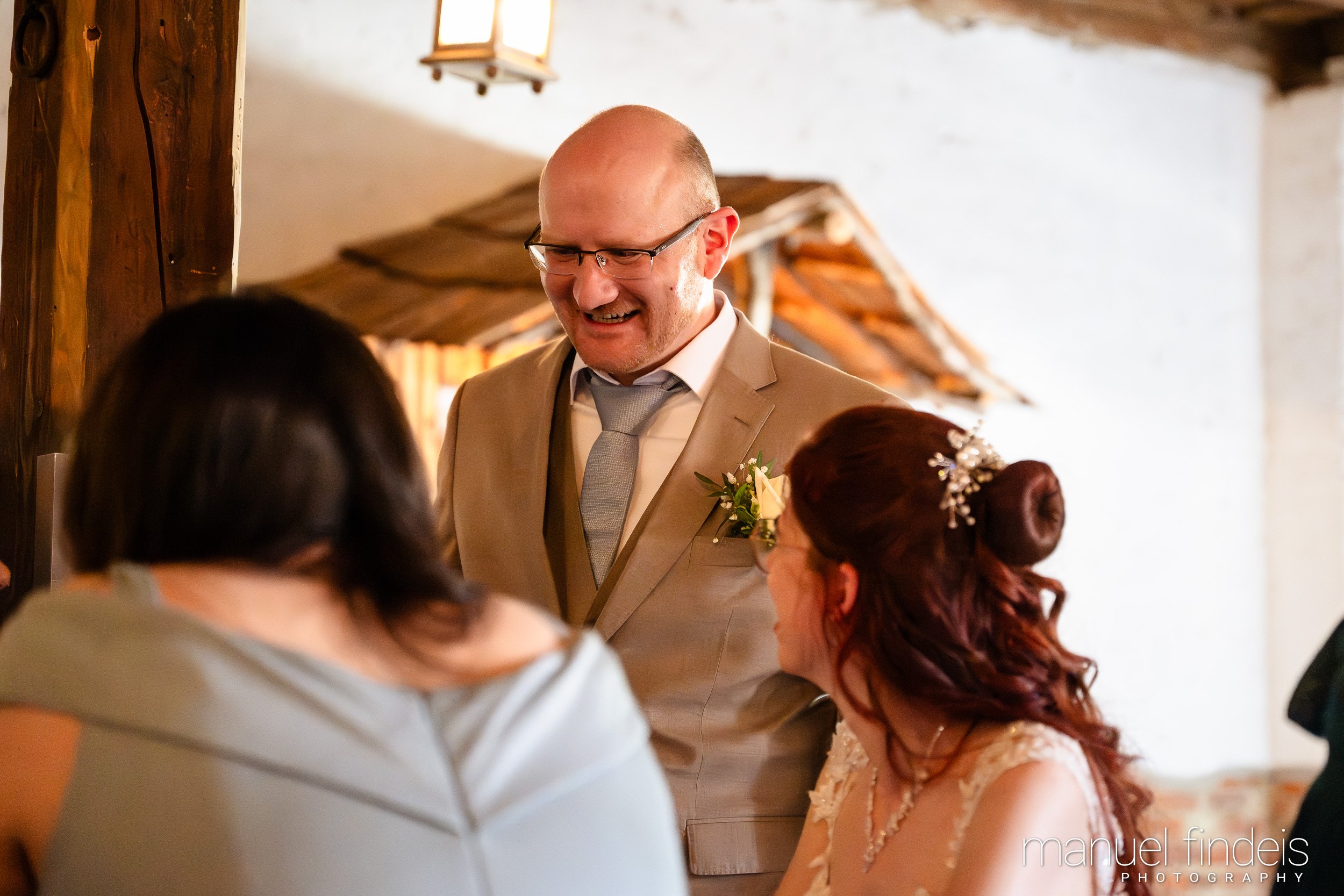 0532_Hochzeit-LUM_www.manuelfindeis.com.jpg