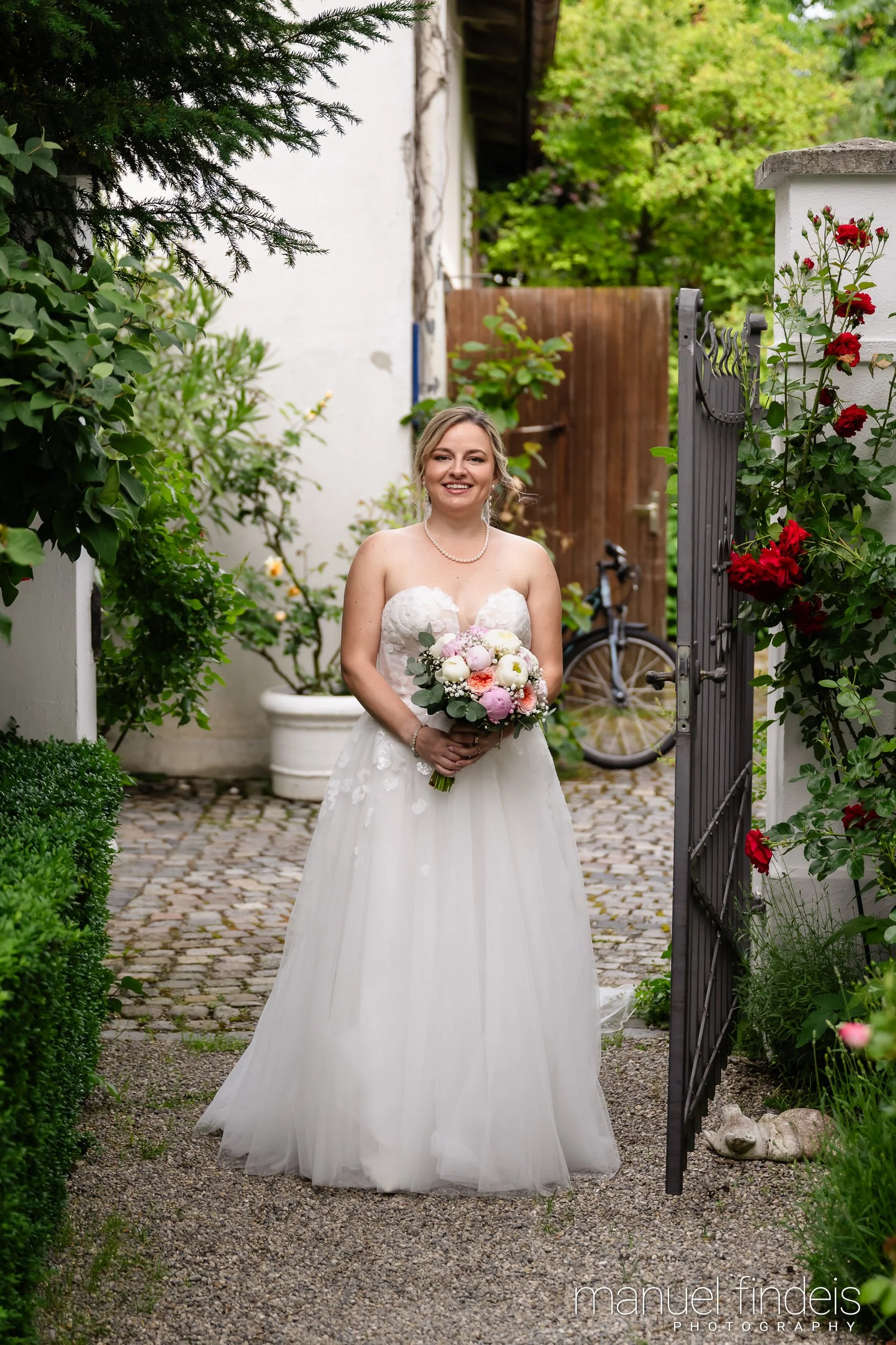 0020_Hochzeit_RundS_www.manuelfindeis.com.jpg