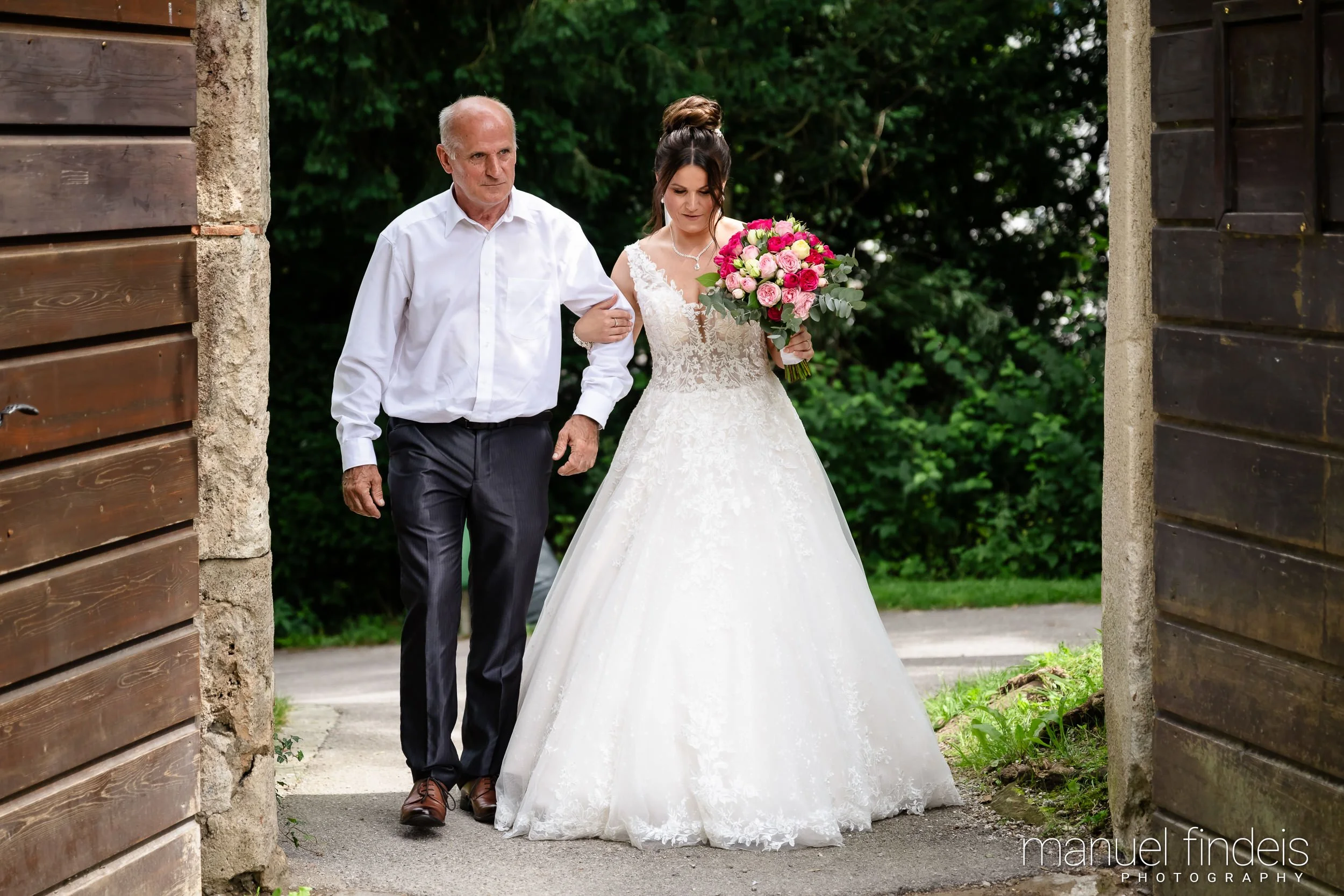 0106_Hochzeit-SuF_www.manuelfindeis.com.jpg