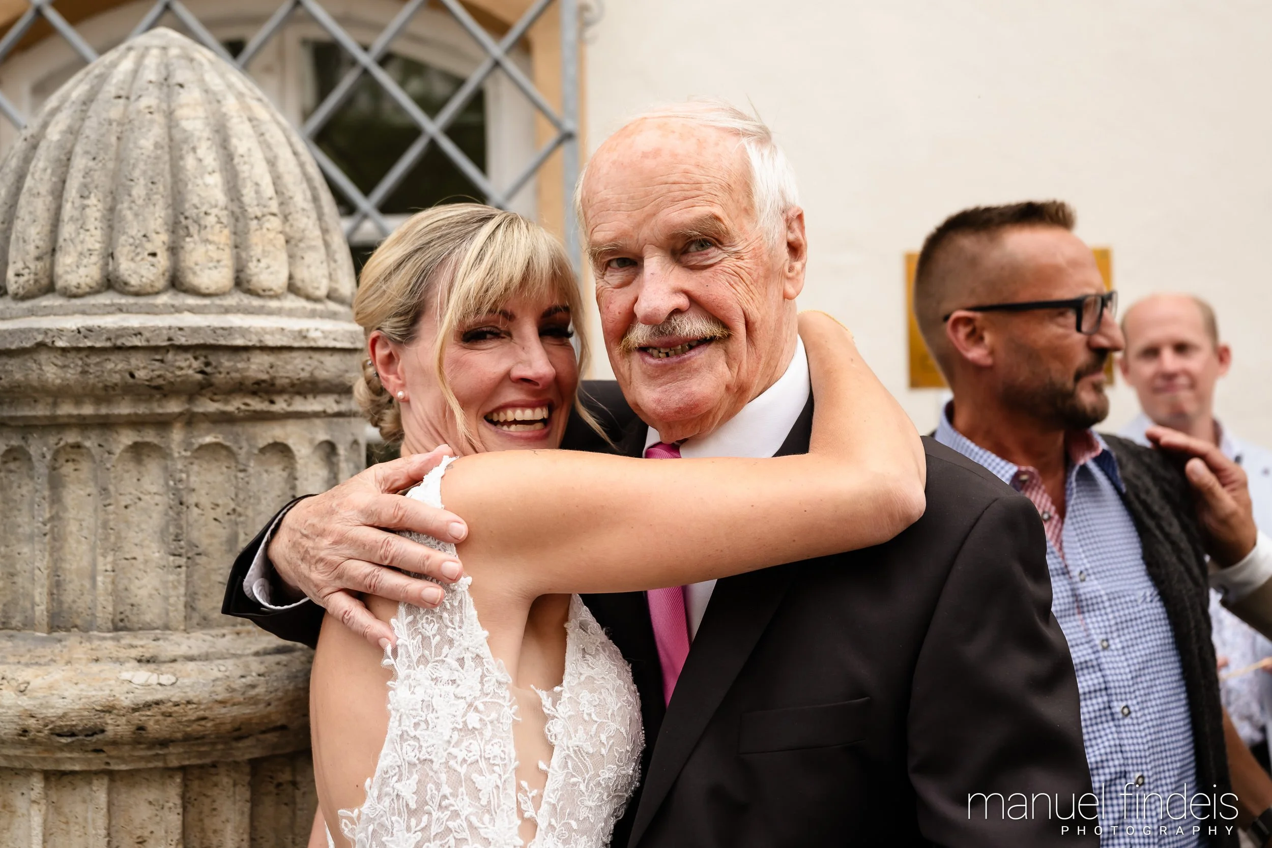 0285_Hochzeit_CuR_www.manuelfindeis.com.jpg