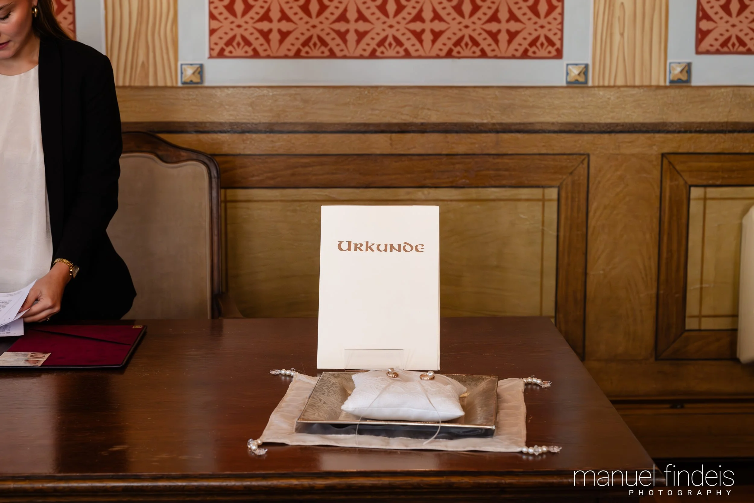 0090_Hochzeit_CuR_www.manuelfindeis.com.jpg