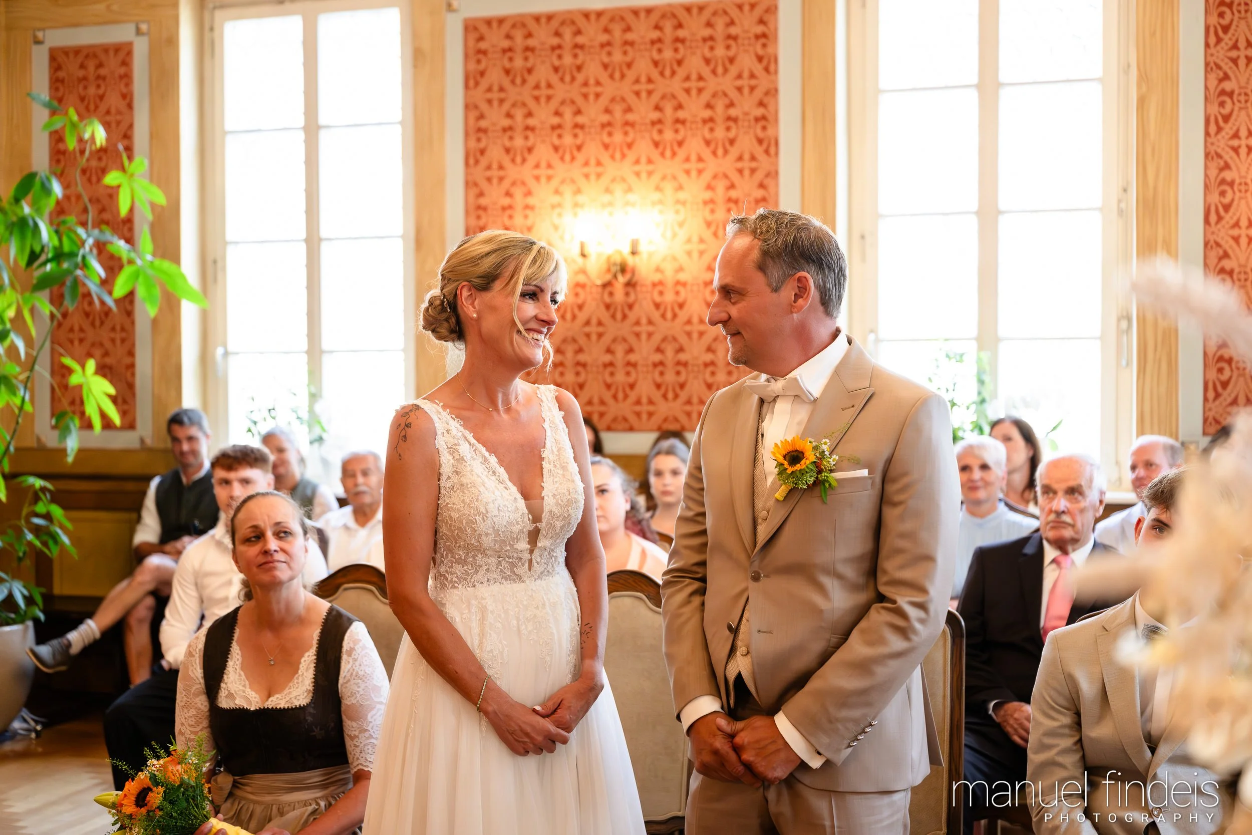 0149_Hochzeit_CuR_www.manuelfindeis.com.jpg