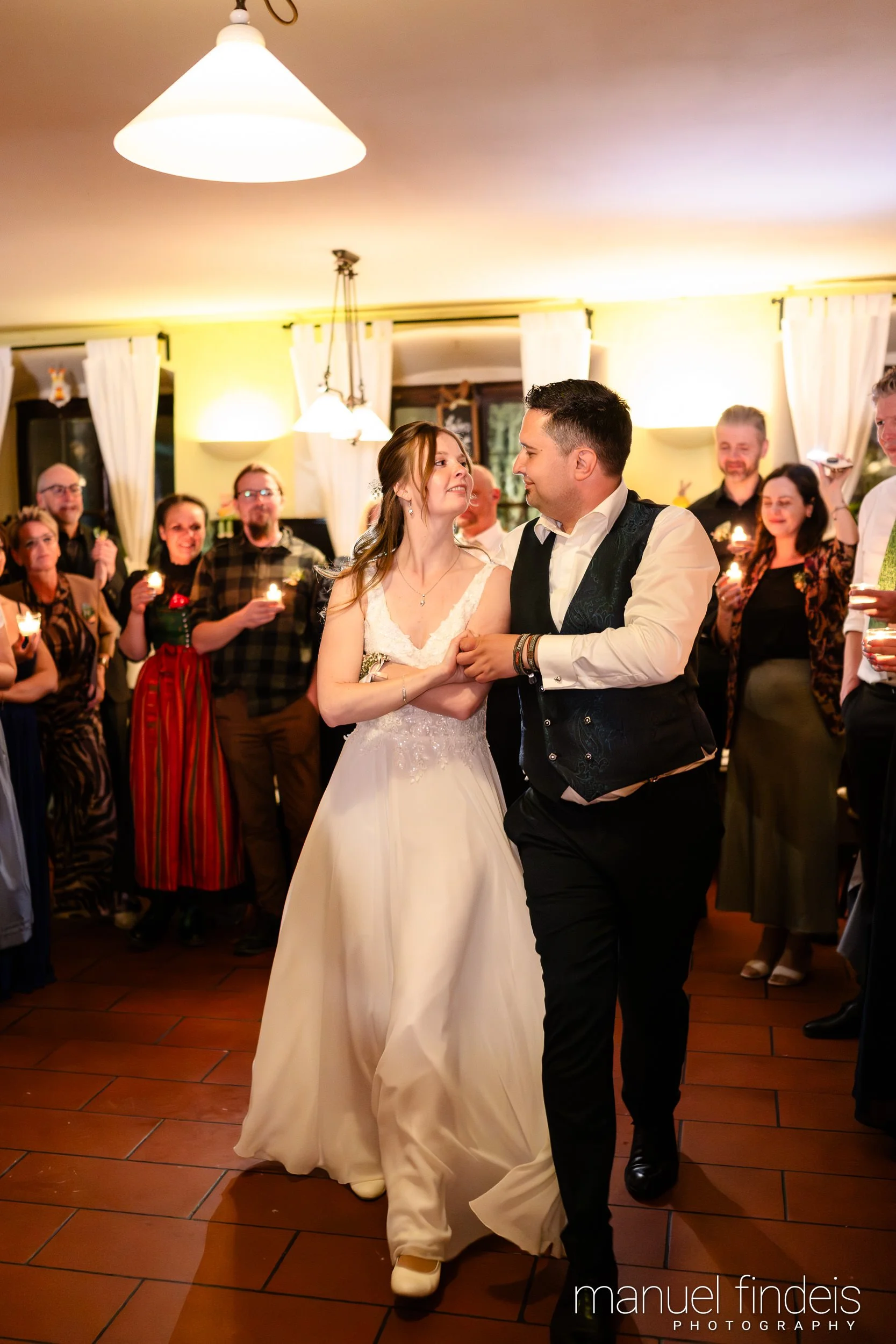 0963_Hochzeit_VuA_www.manuelfindeis.com.jpg