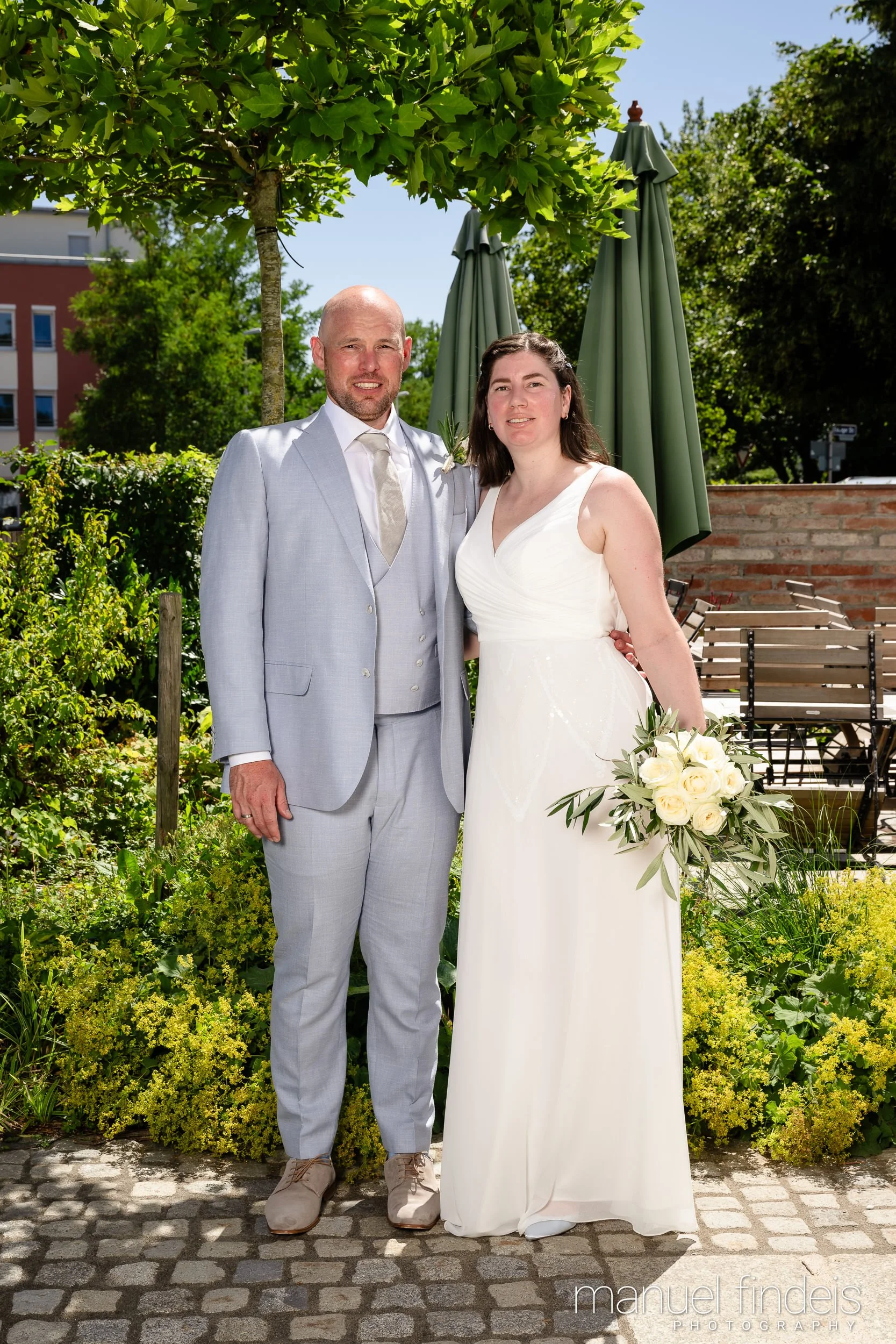 0221_Hochzeit-CuS_www.manuelfindeis.com.jpg