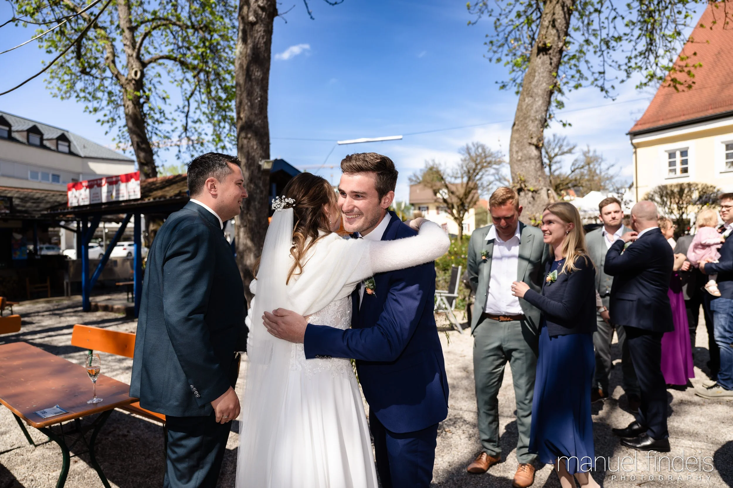 0421_Hochzeit_VuA_www.manuelfindeis.com.jpg