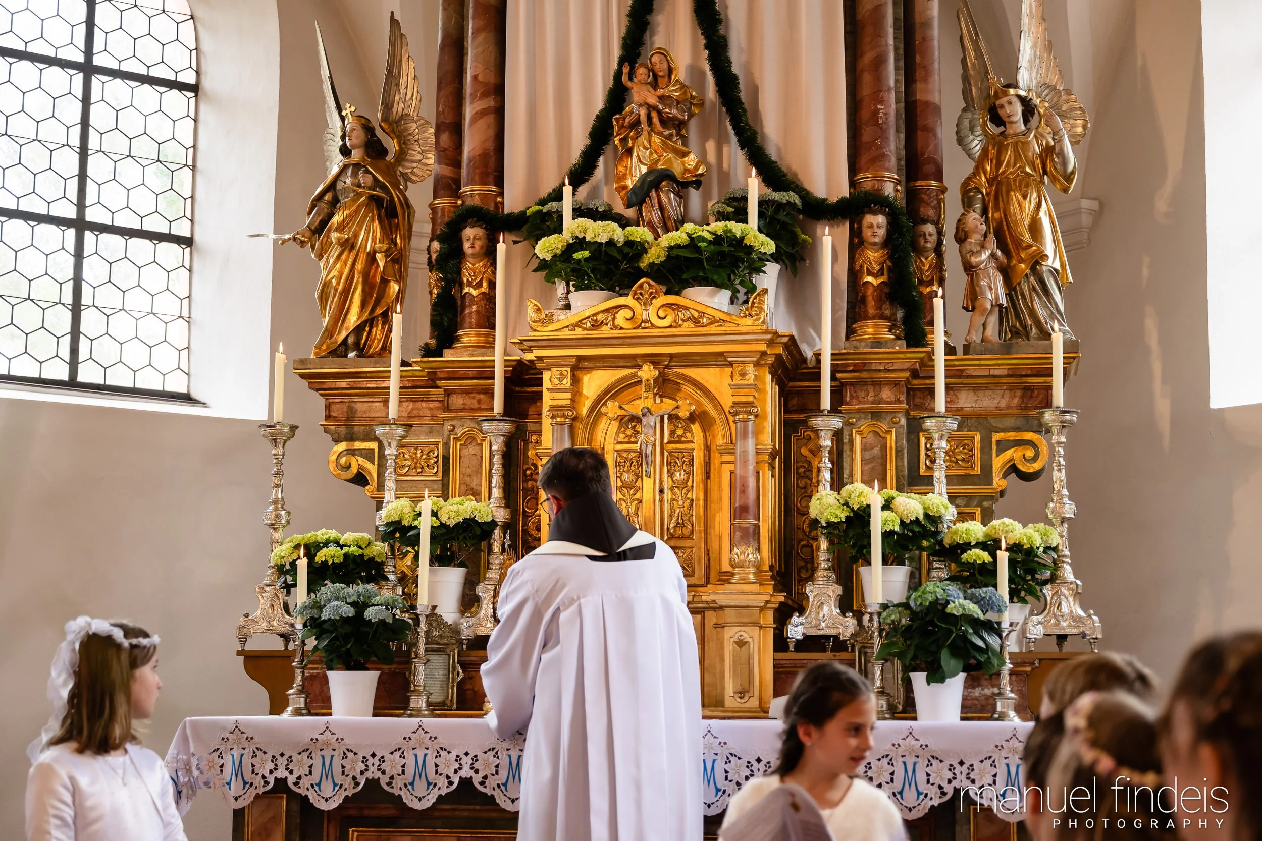 0668_Erstkommunion_2026_www.manuelfindeis.com.jpg