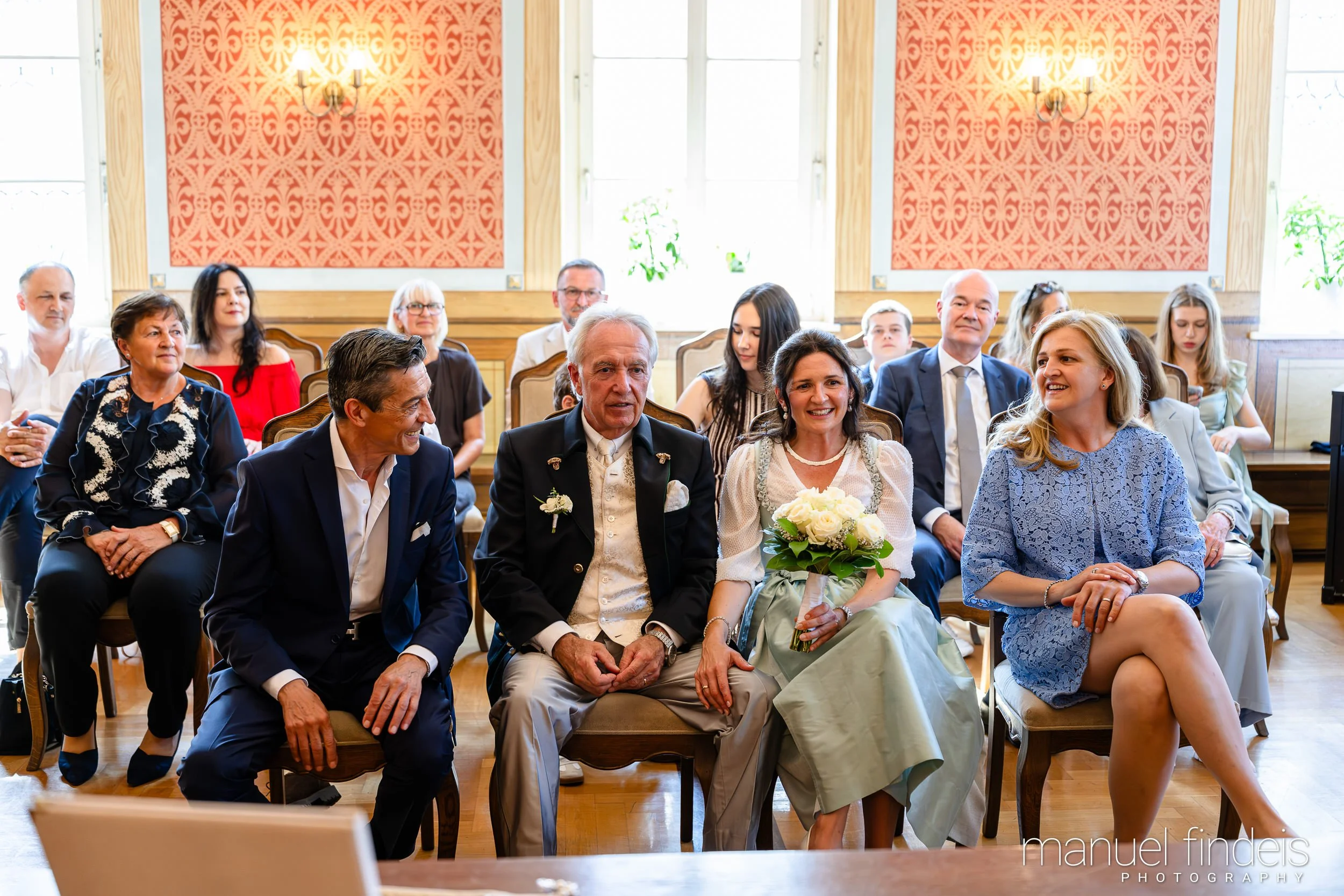 0169_Hochzeit_AuE_www.manuelfindeis.com.jpg