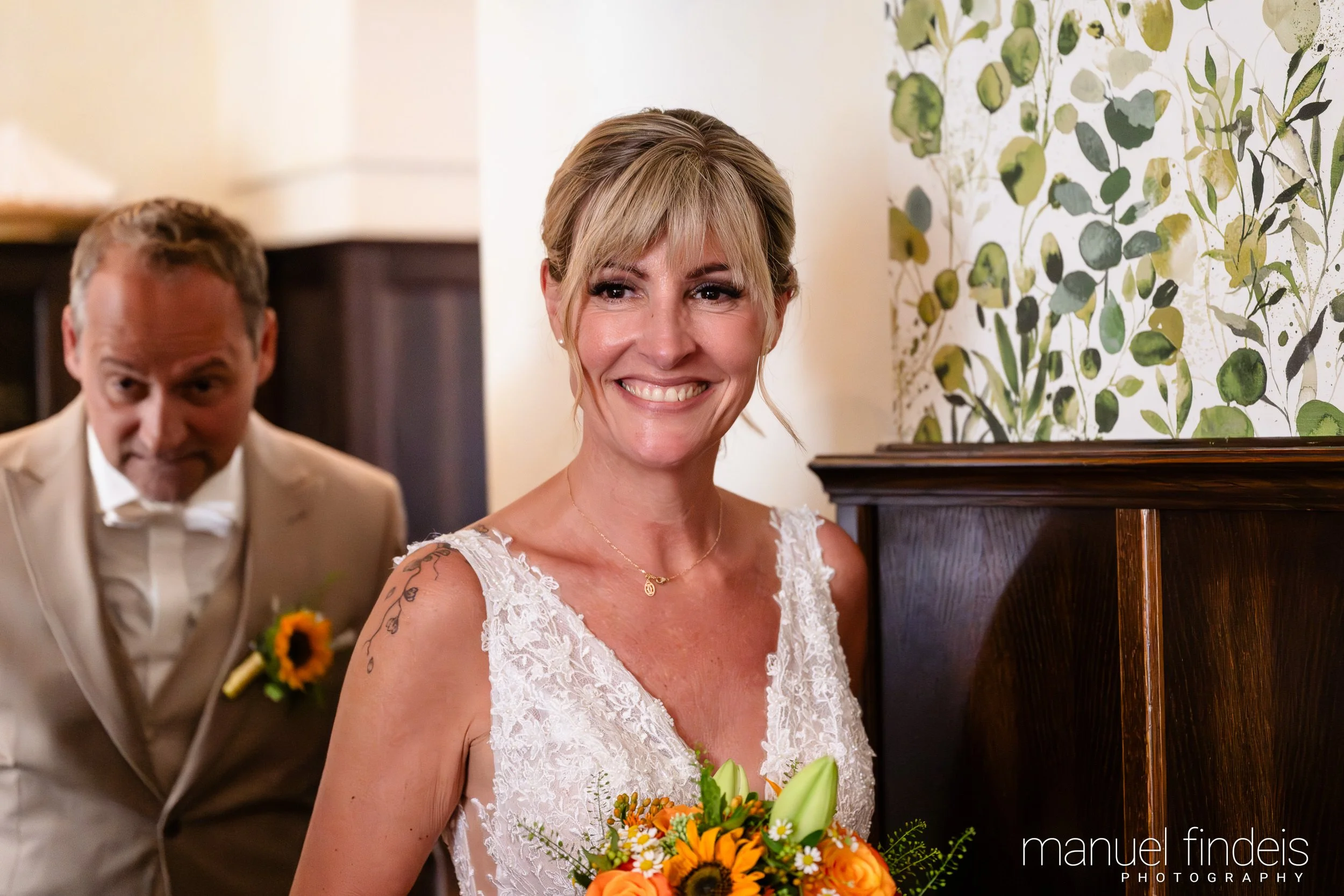 0449_Hochzeit_CuR_www.manuelfindeis.com.jpg