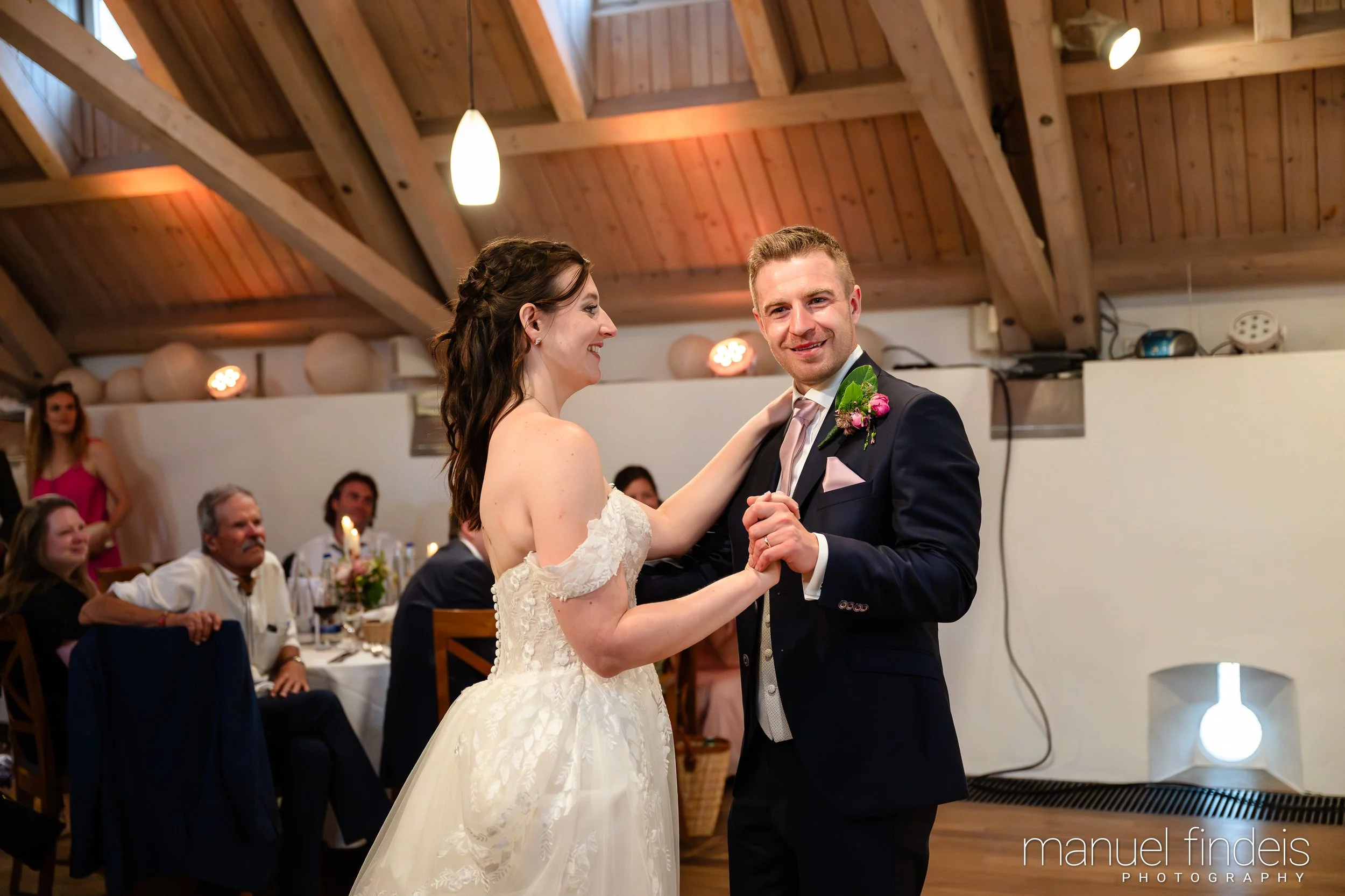 0680_Hochzeit_Rus_www.manuelfindeis.com.jpg
