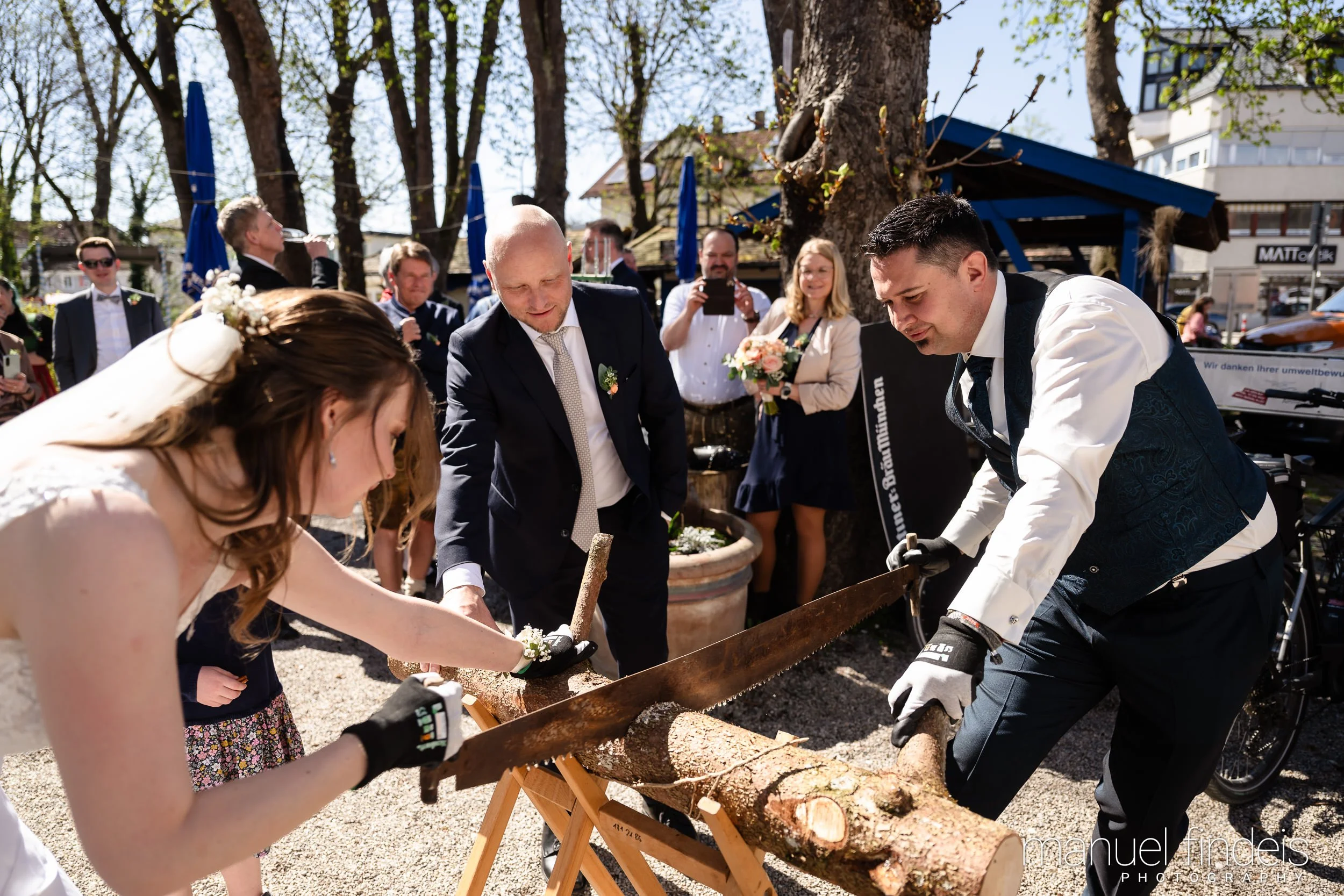 0579_Hochzeit_VuA_www.manuelfindeis.com.jpg