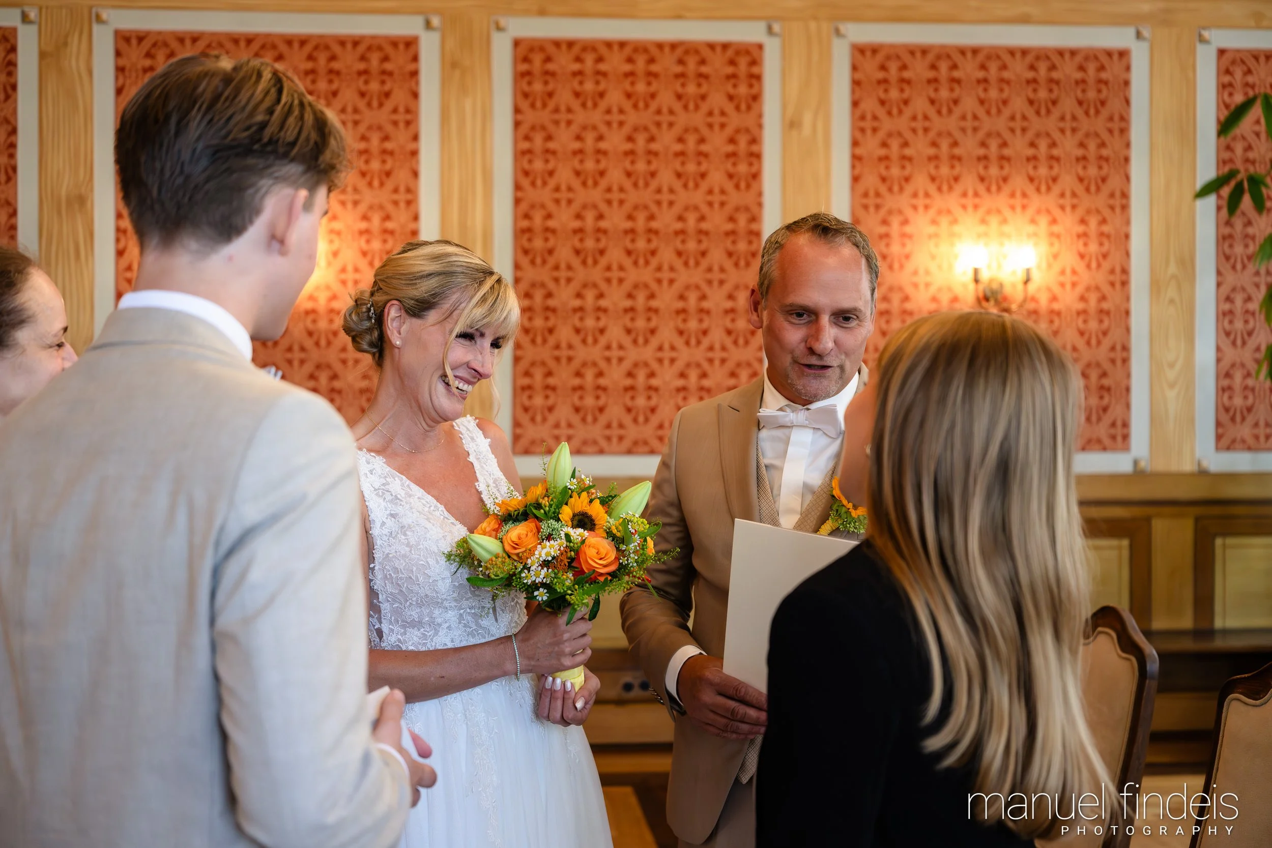 0238_Hochzeit_CuR_www.manuelfindeis.com.jpg