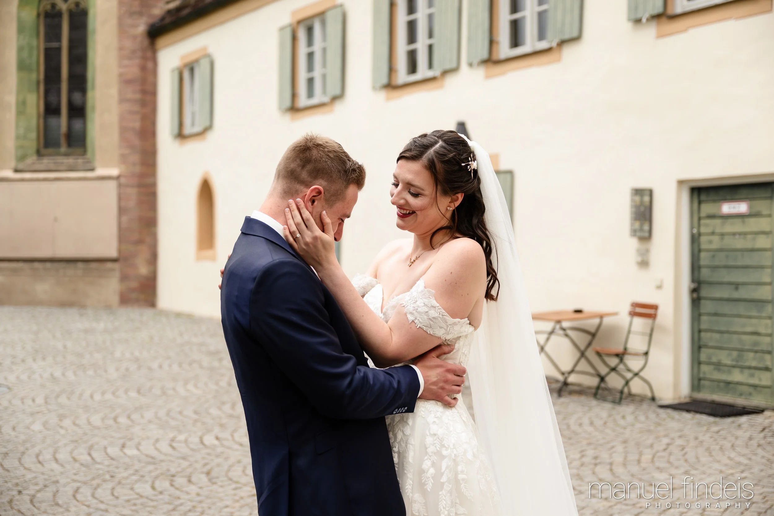0033_Hochzeit_RuS_www.manuelfindeis.com.jpg