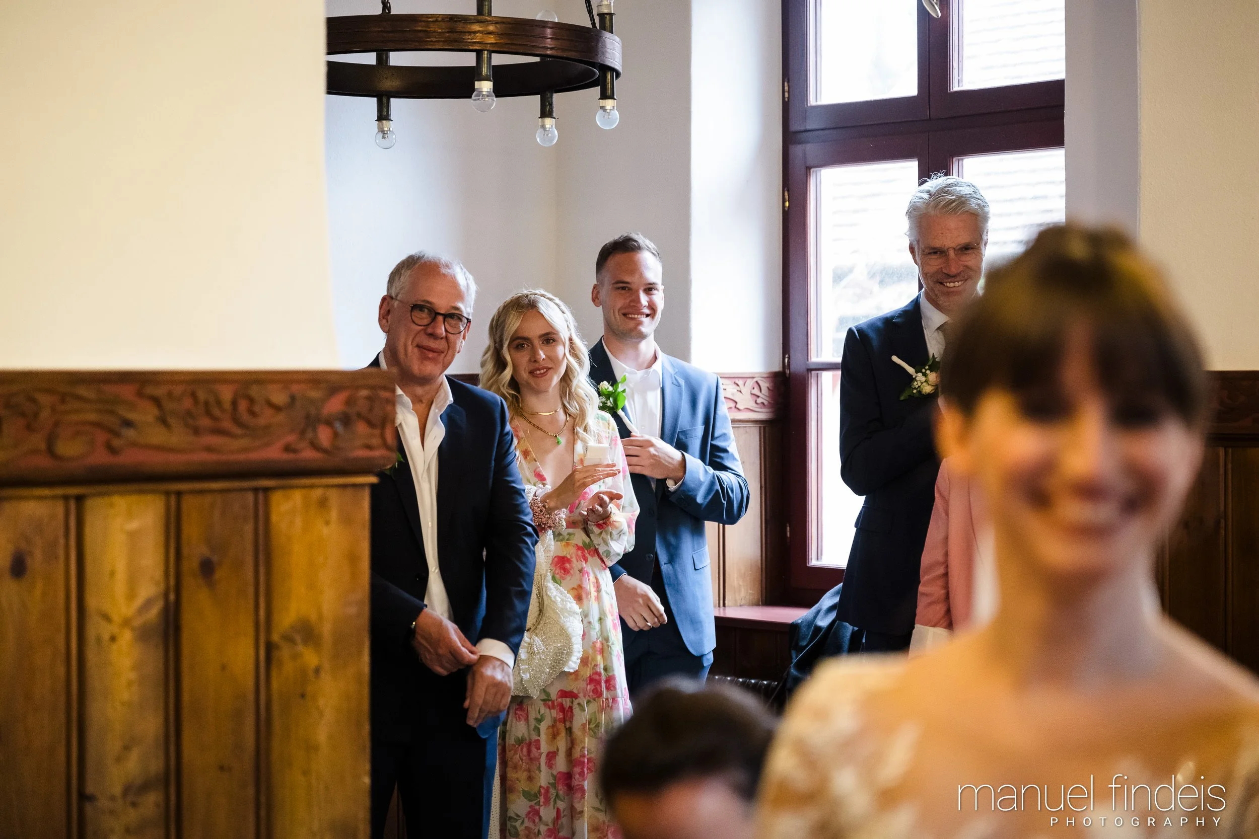 0185_Hochzeit-AuJ_www.manuelfindeis.com.jpg