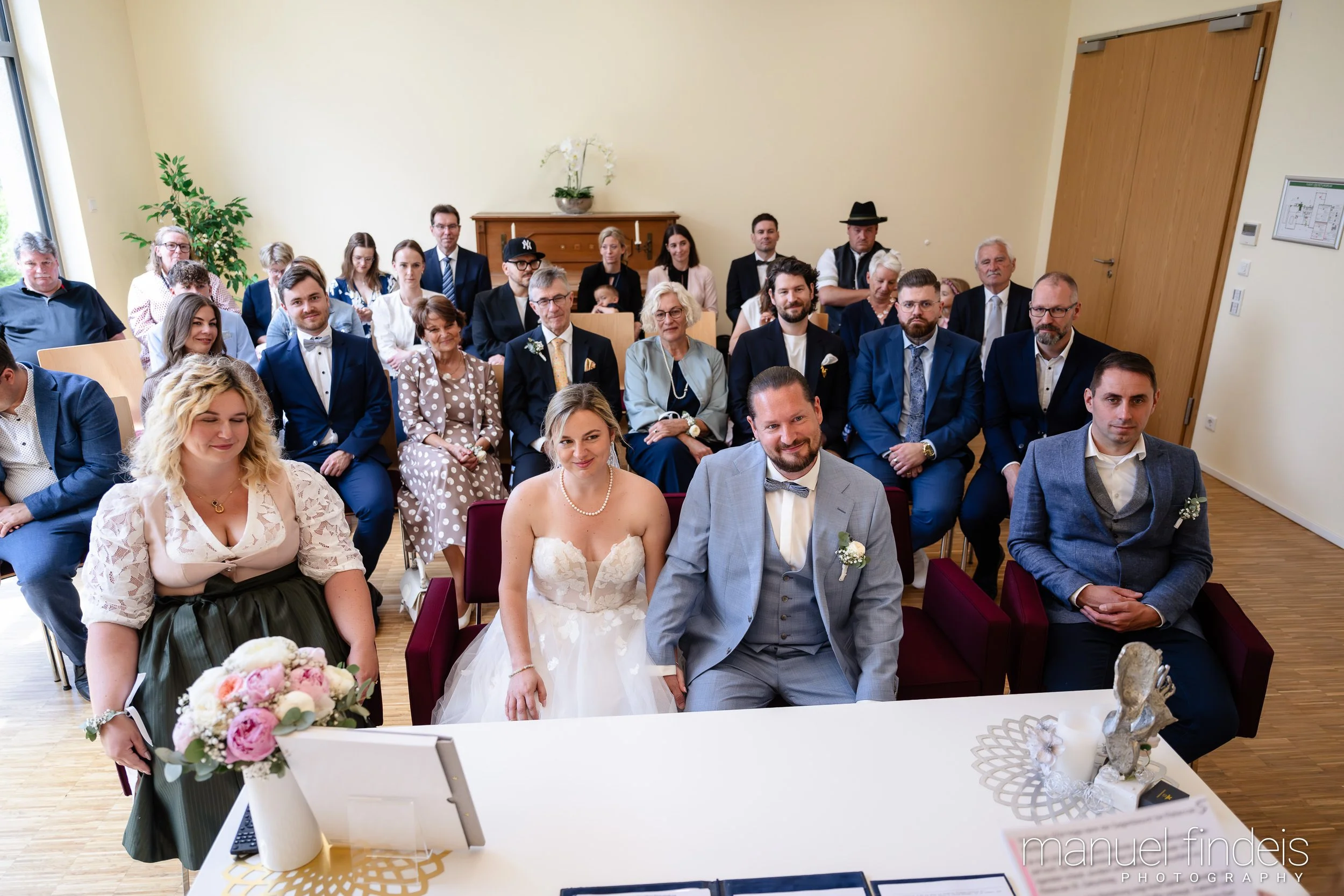 0211_Hochzeit_RundS_www.manuelfindeis.com.jpg