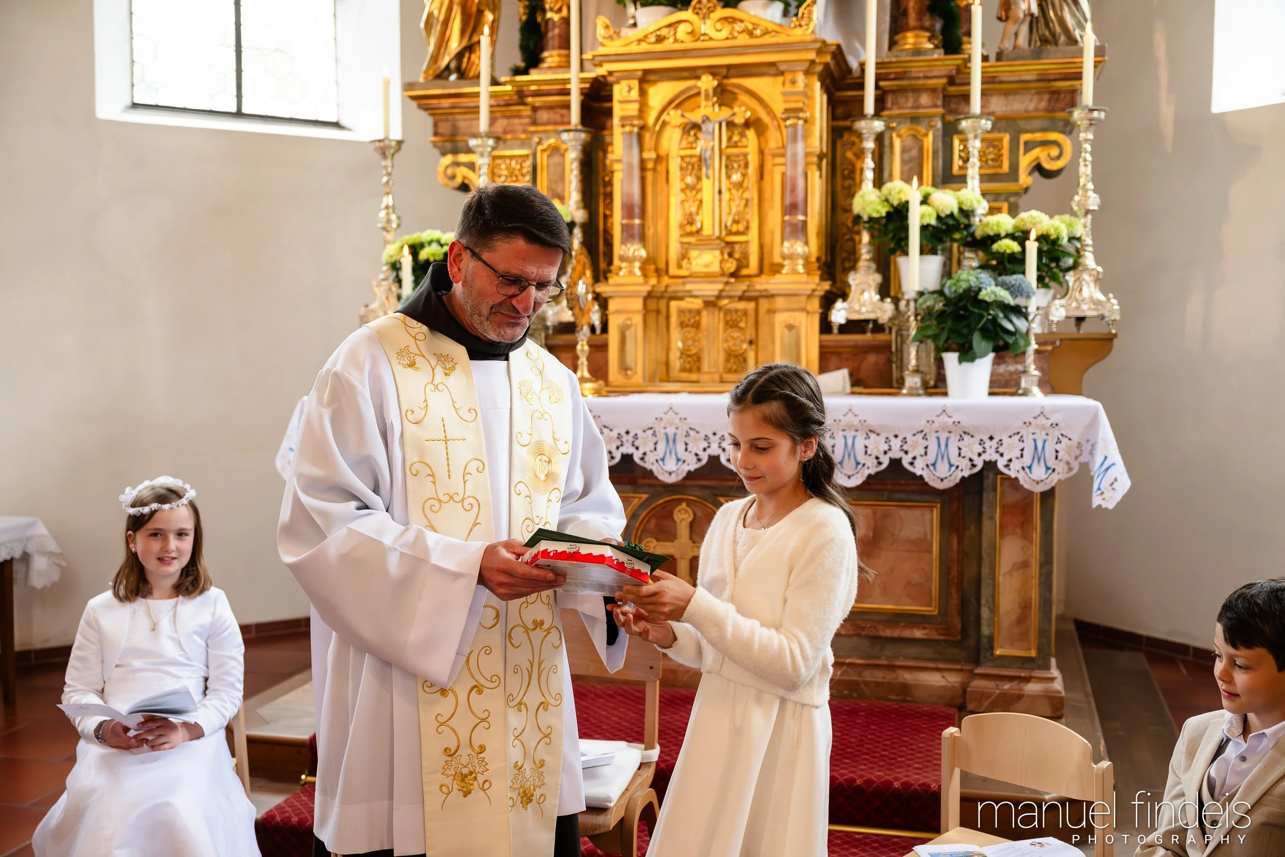 0673_Erstkommunion_2026_www.manuelfindeis.com.jpg