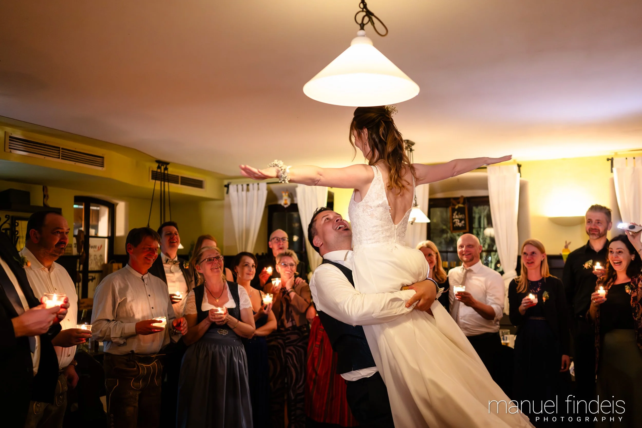 0937_Hochzeit_VuA_www.manuelfindeis.com.jpg